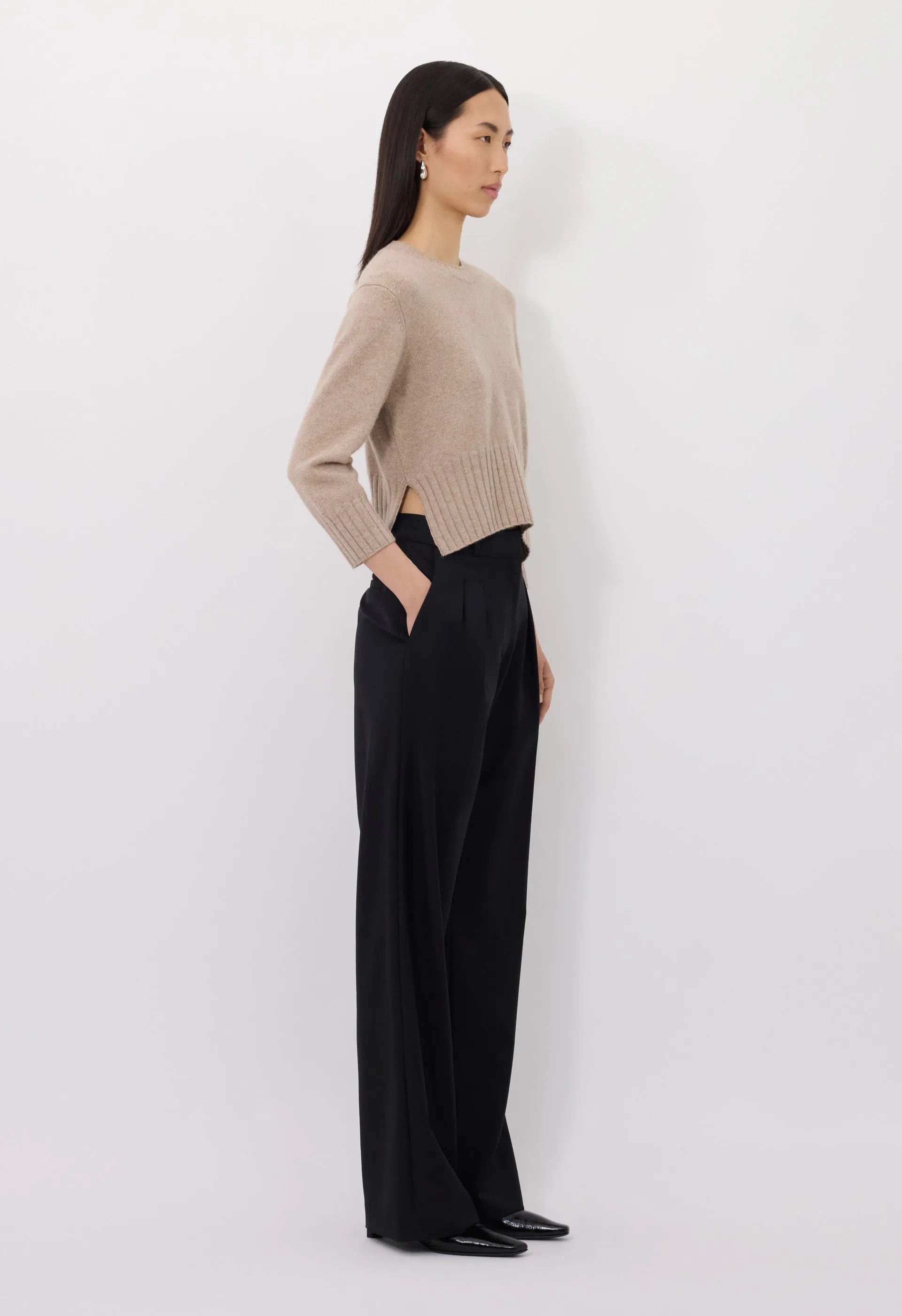 MORA LDS Cropped cashmere sweater sold by Loulou De Saison product image thumbnail 3