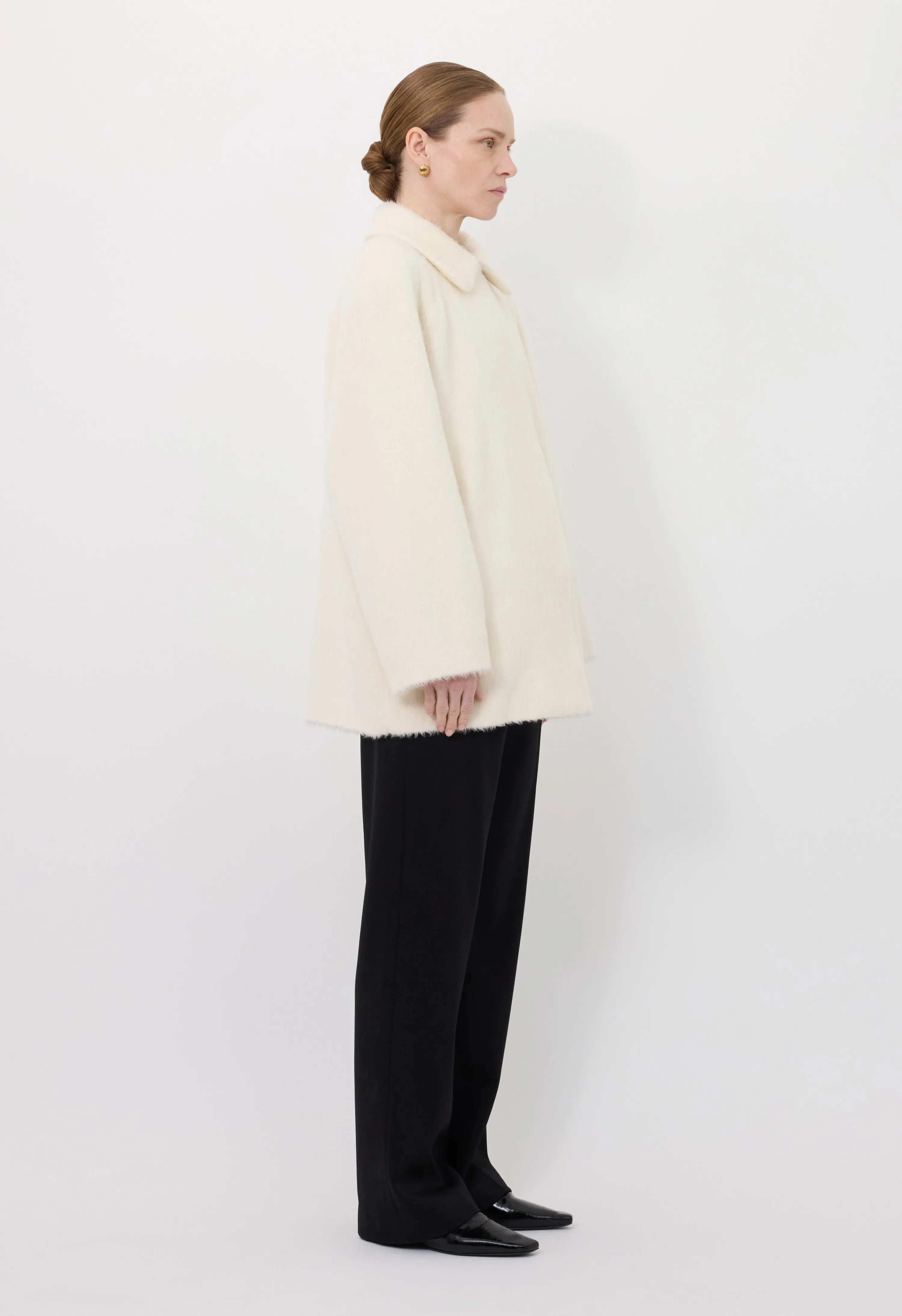 JAKOB Alpaca short coat sold by Loulou De Saison product image thumbnail 3