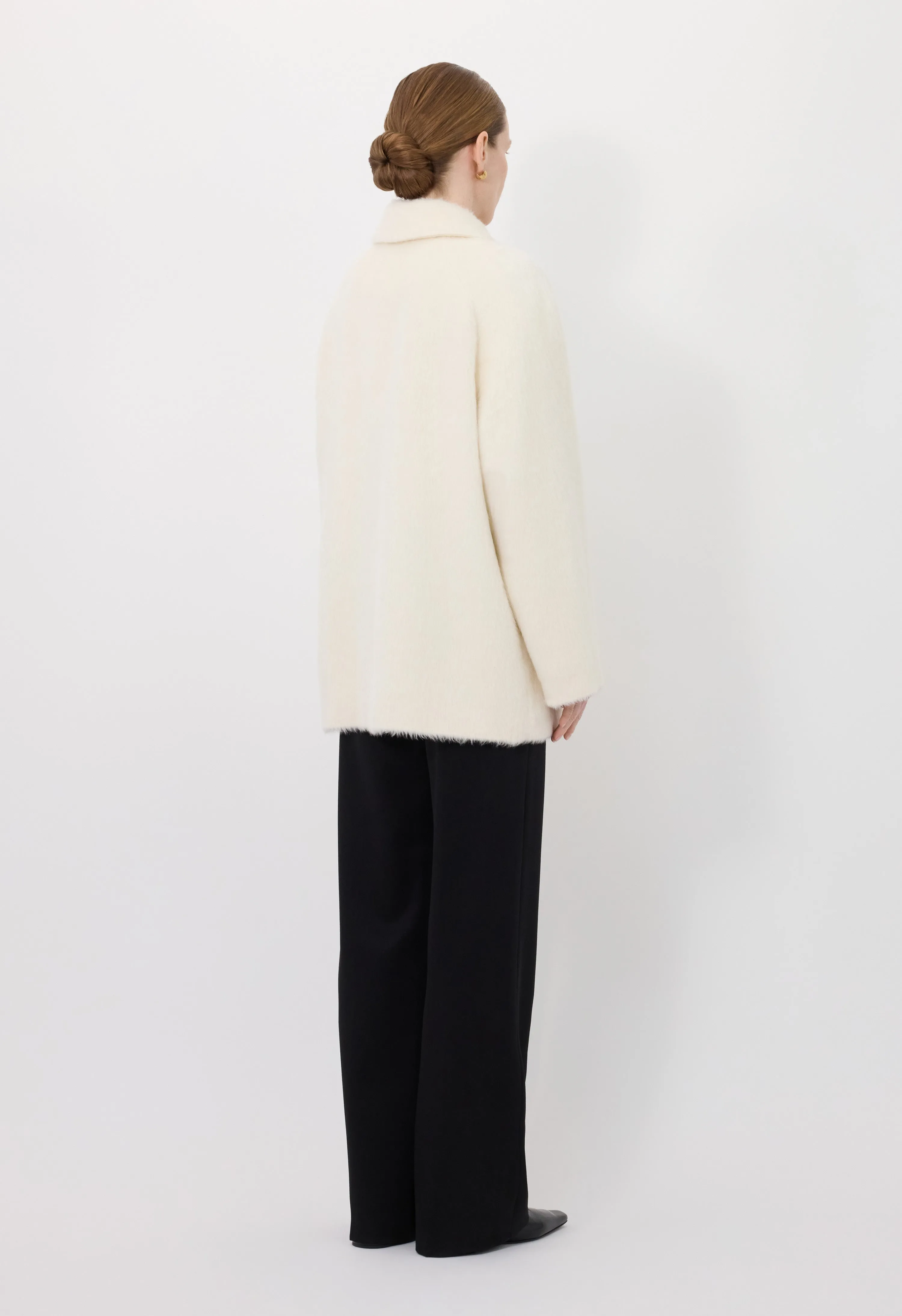 JAKOB Alpaca short coat sold by Loulou De Saison product image thumbnail 5