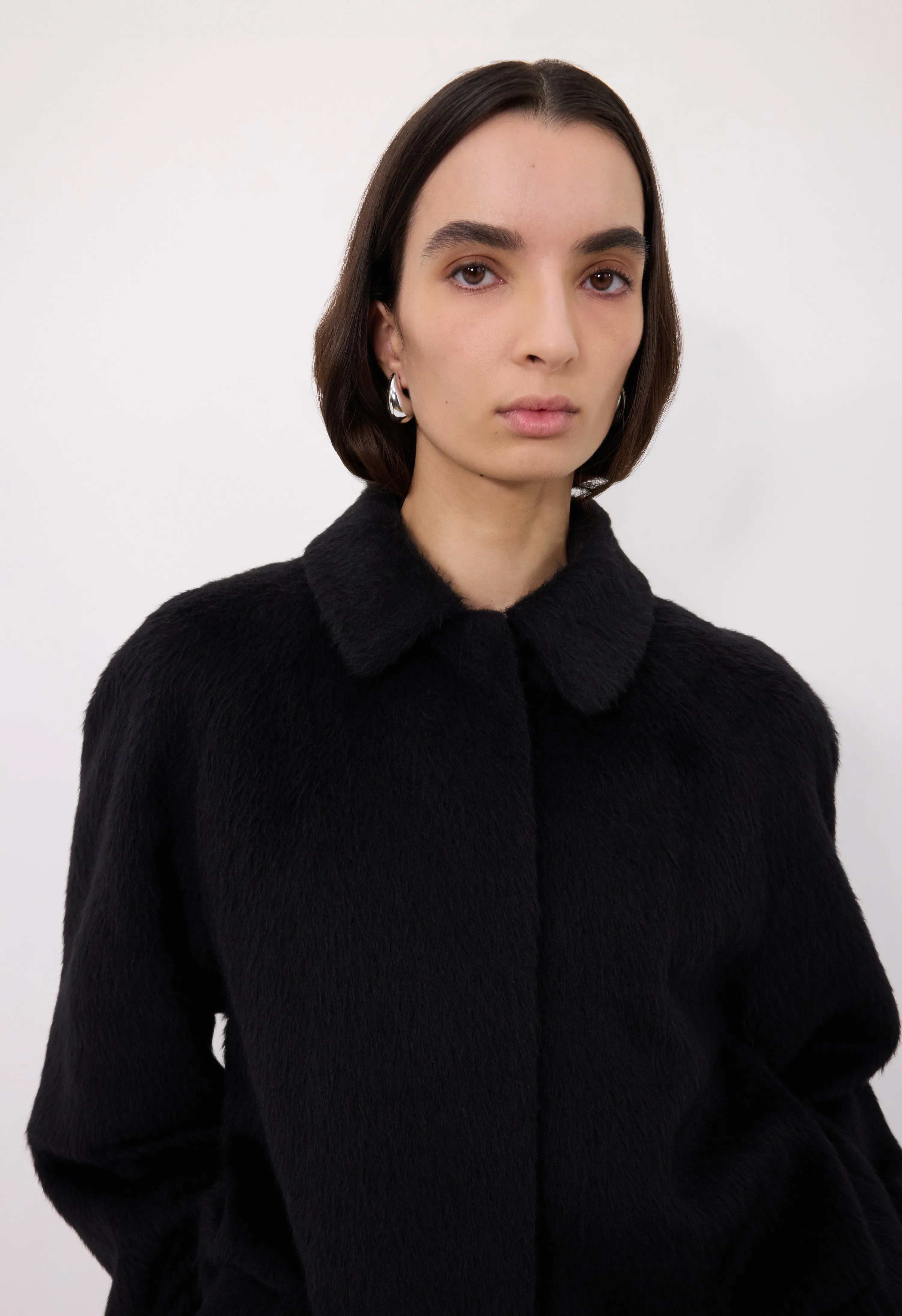 JAKOB Alpaca short coat sold by Loulou De Saison product image thumbnail 4