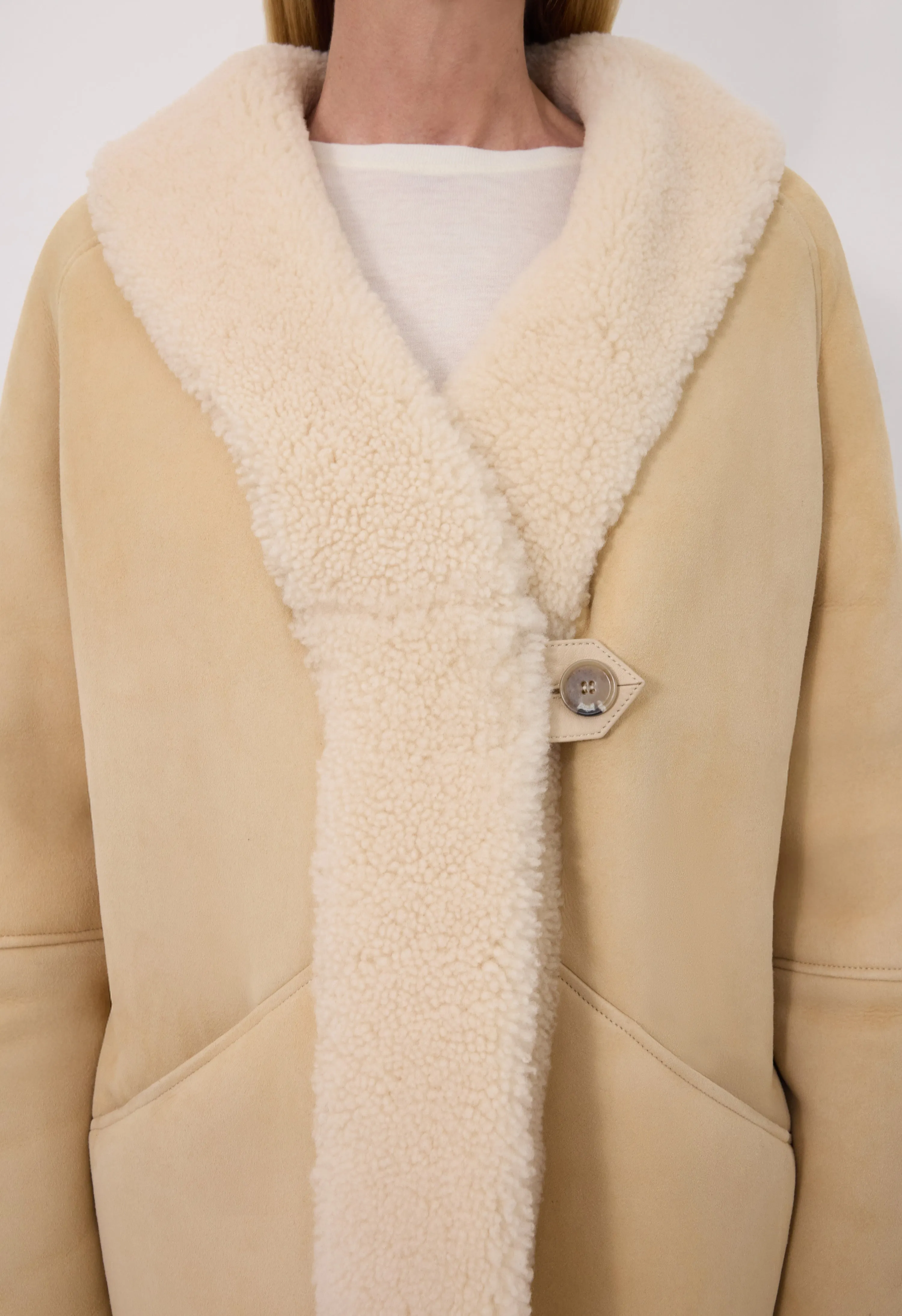 ISAK Shearling coat sold by Loulou De Saison product image thumbnail 4