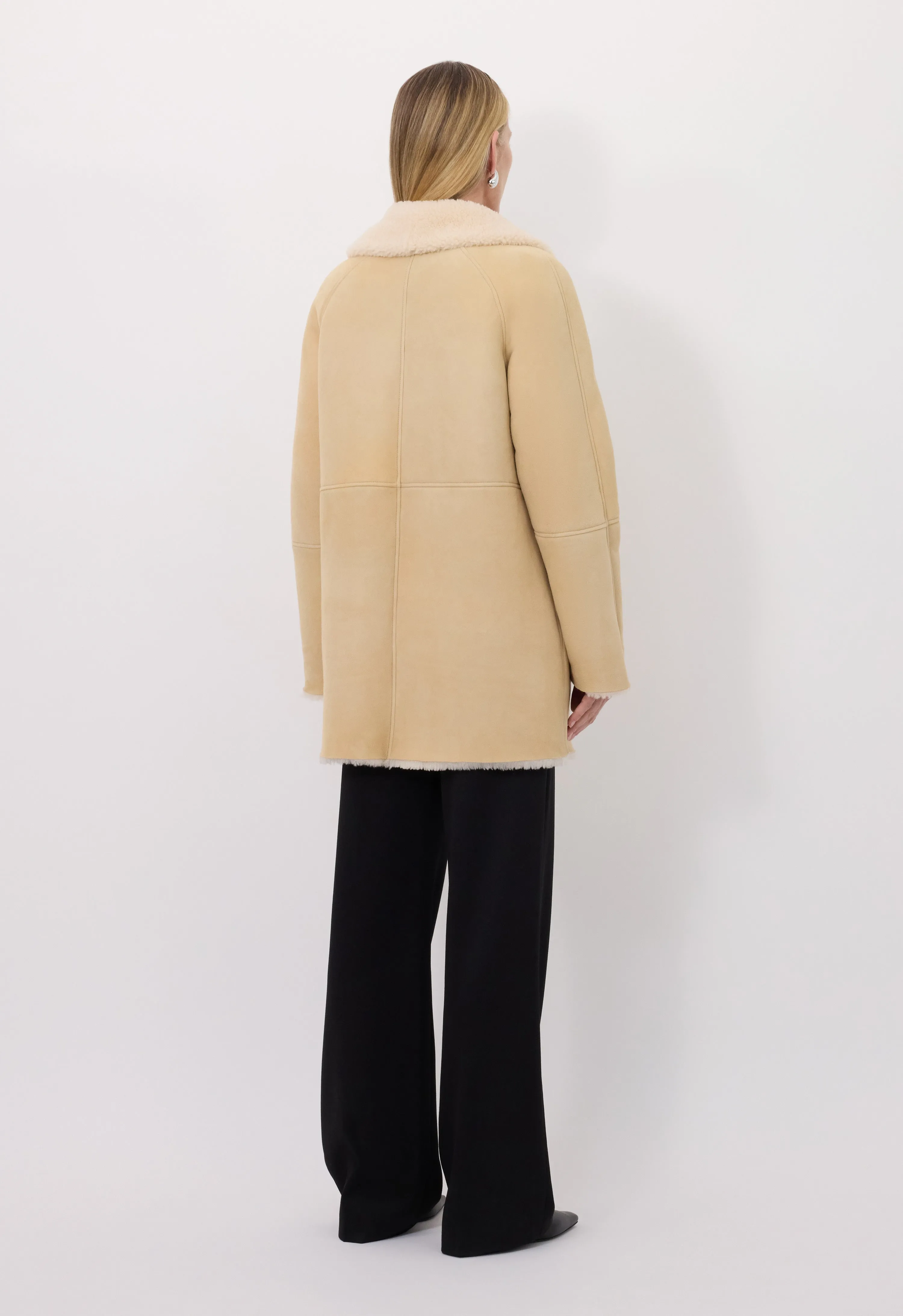 ISAK Shearling coat sold by Loulou De Saison product image thumbnail 5
