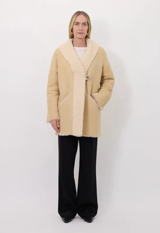 ISAK Shearling coat made by Loulou De Saison