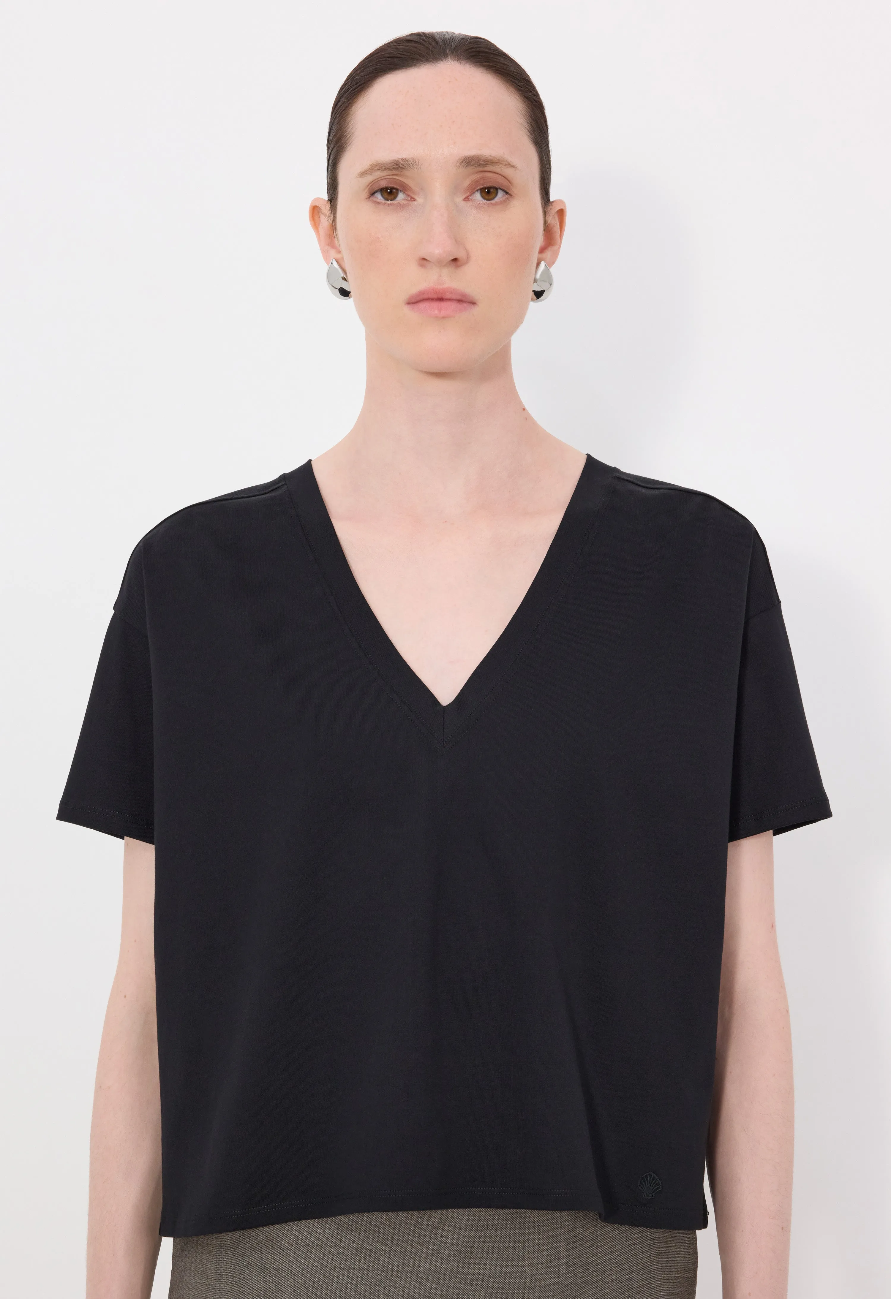 FAAA LDS V neck T-shirt sold by Loulou De Saison product image thumbnail 4