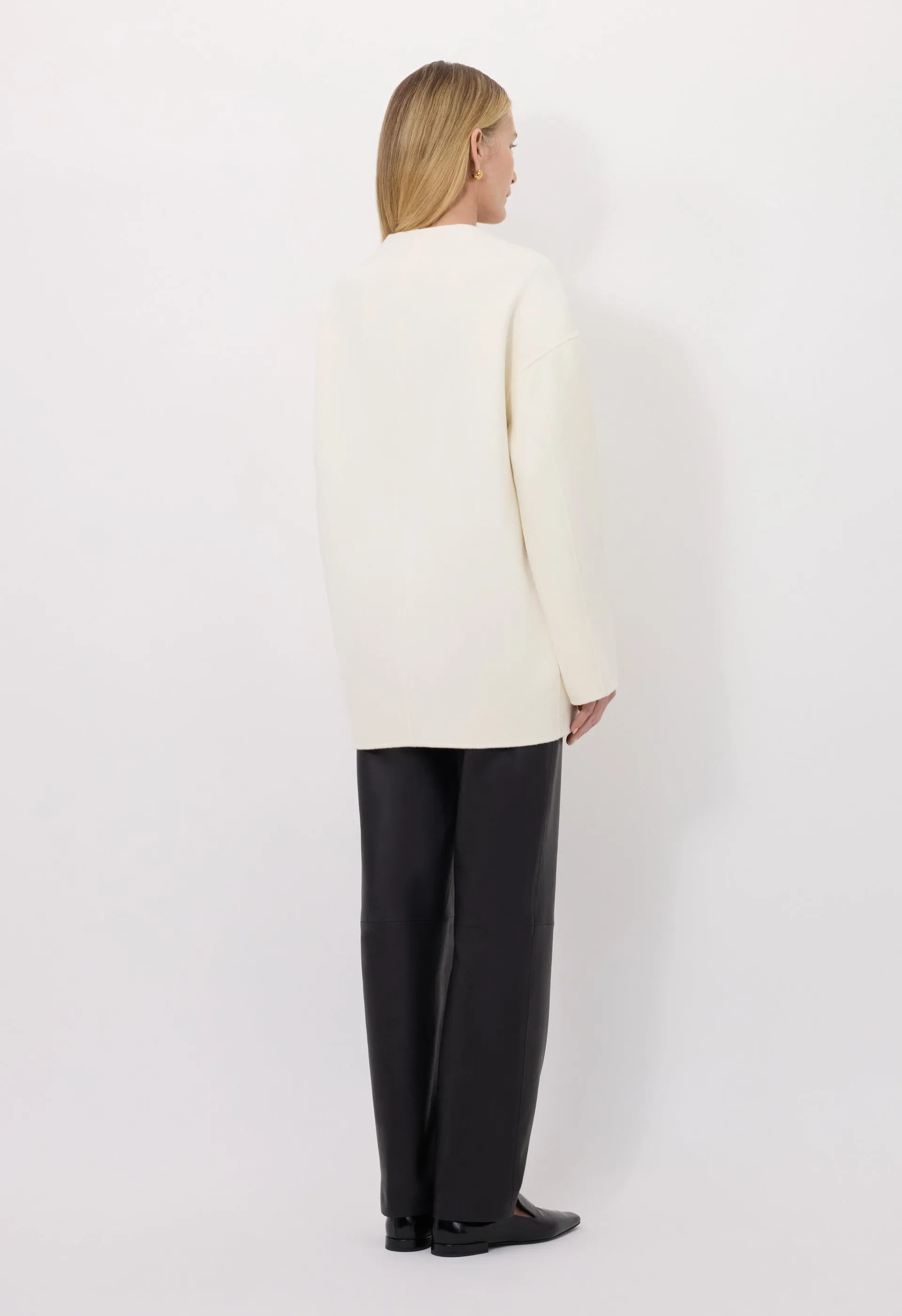 DUNNE Wool drap short coat sold by Loulou De Saison product image thumbnail 4