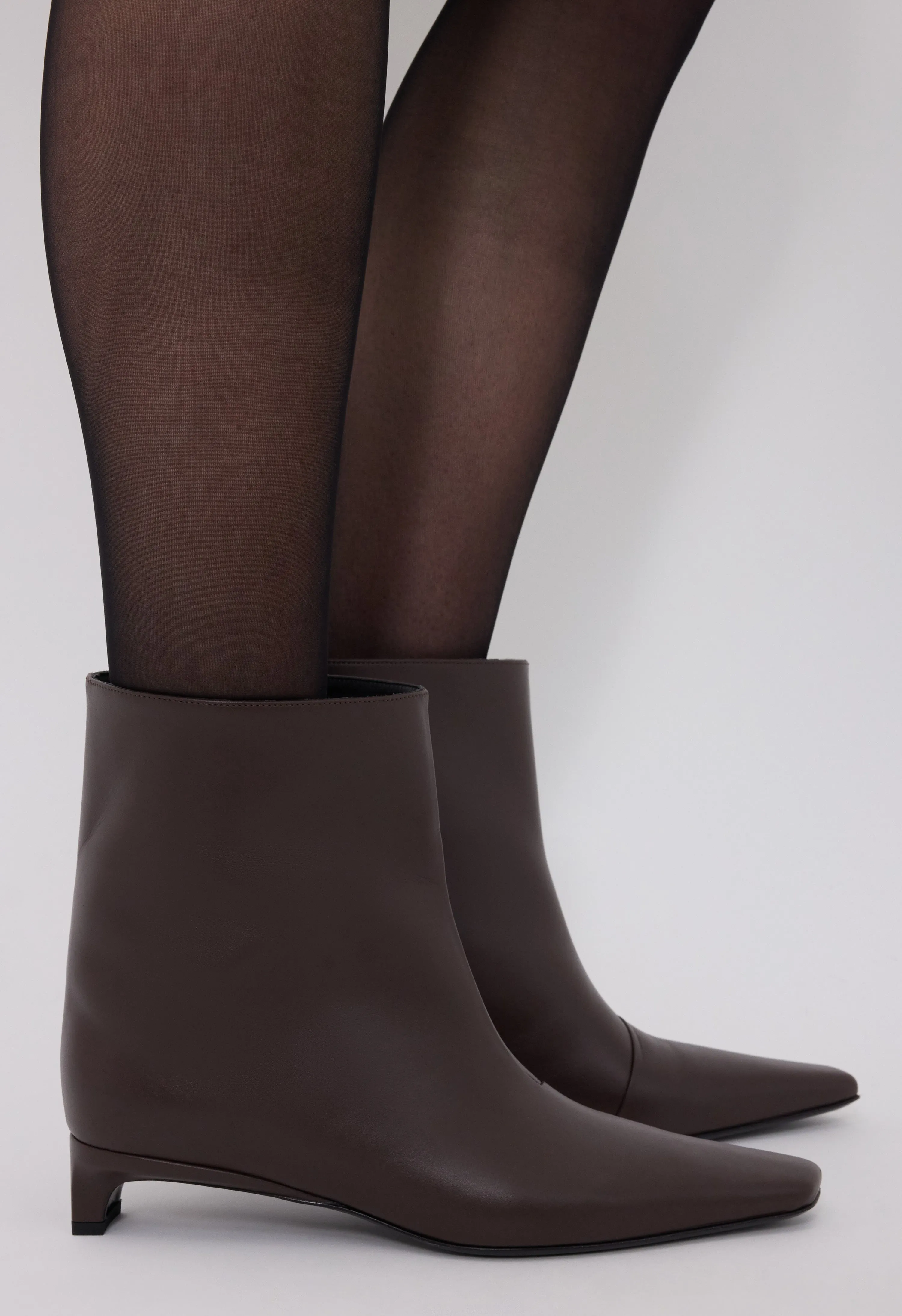 CELINE LDS Leather ankle boots sold by Loulou De Saison product image thumbnail 2