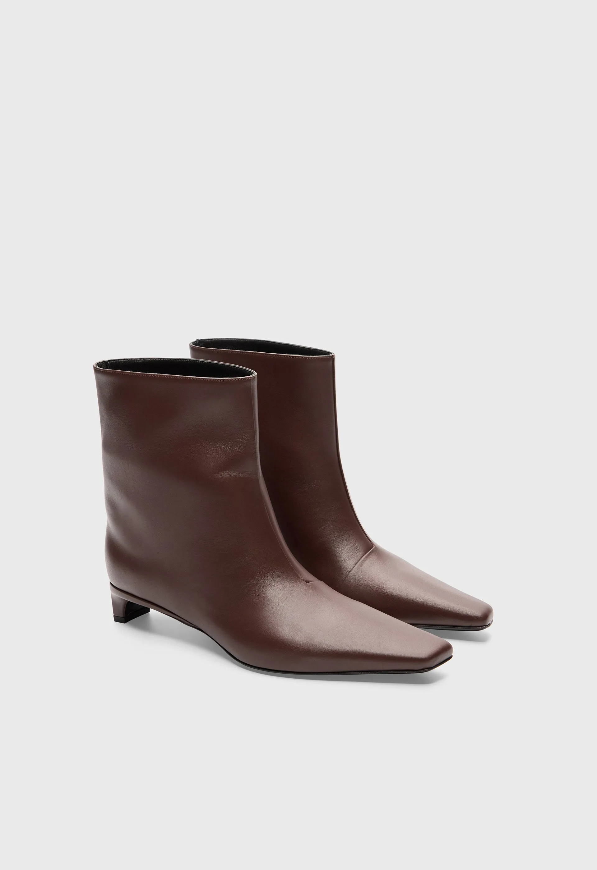 CELINE LDS Leather ankle boots sold by Loulou De Saison