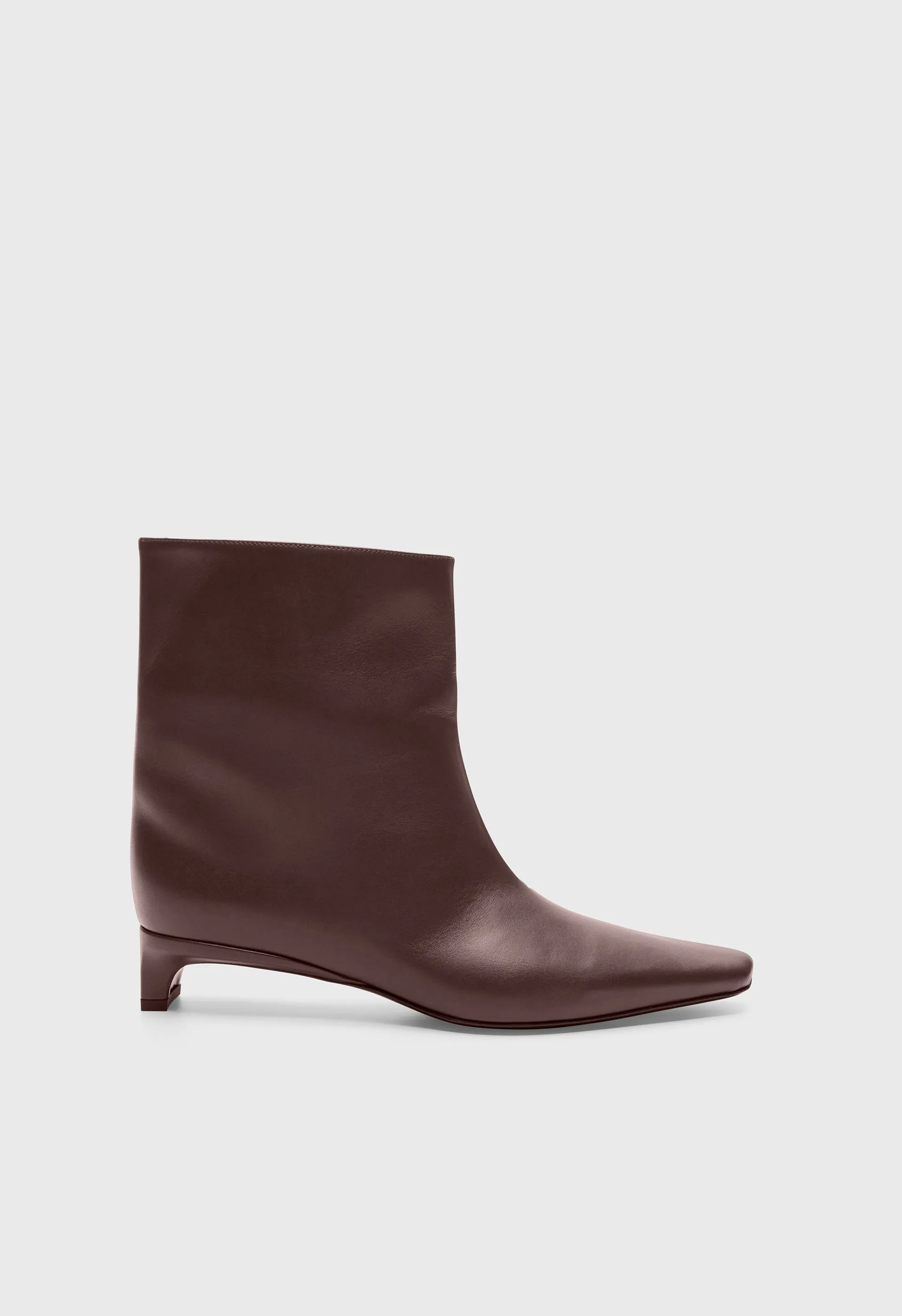 CELINE LDS Leather ankle boots sold by Loulou De Saison product image thumbnail 3