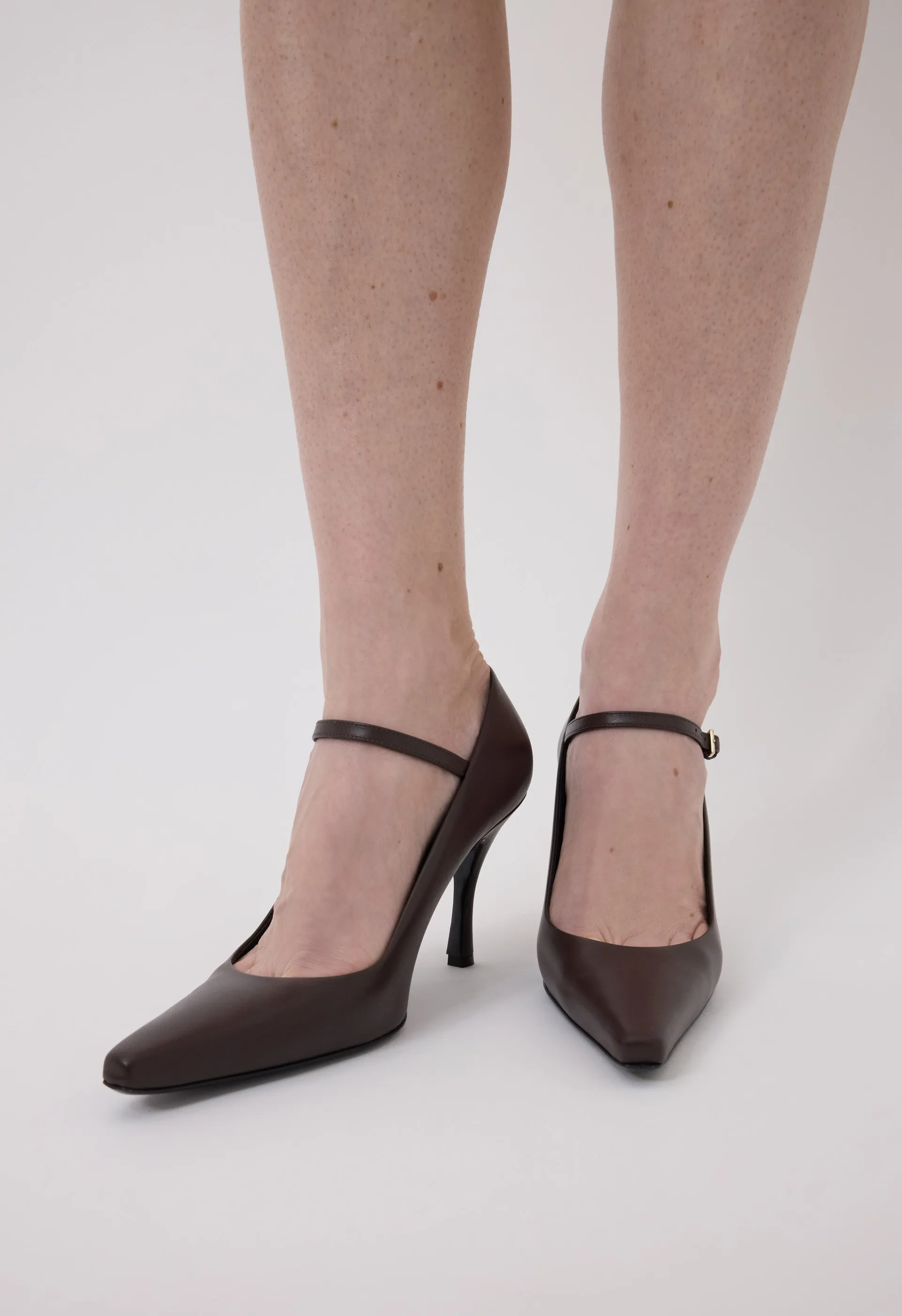 CAREY Leather pumps sold by Loulou De Saison product image thumbnail 2