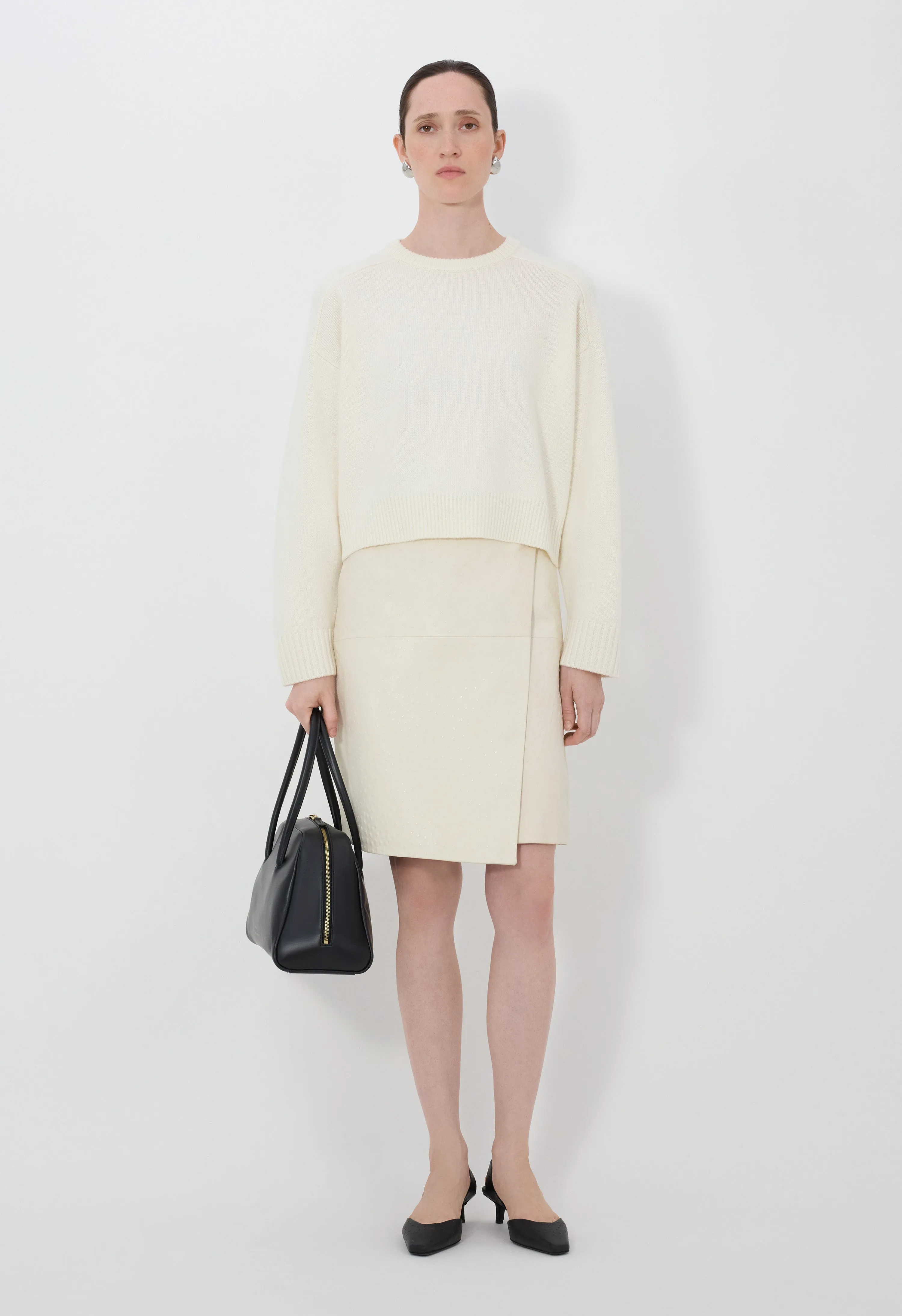 BRUZZI LDS Cropped wool cashmere sweater sold by Loulou De Saison