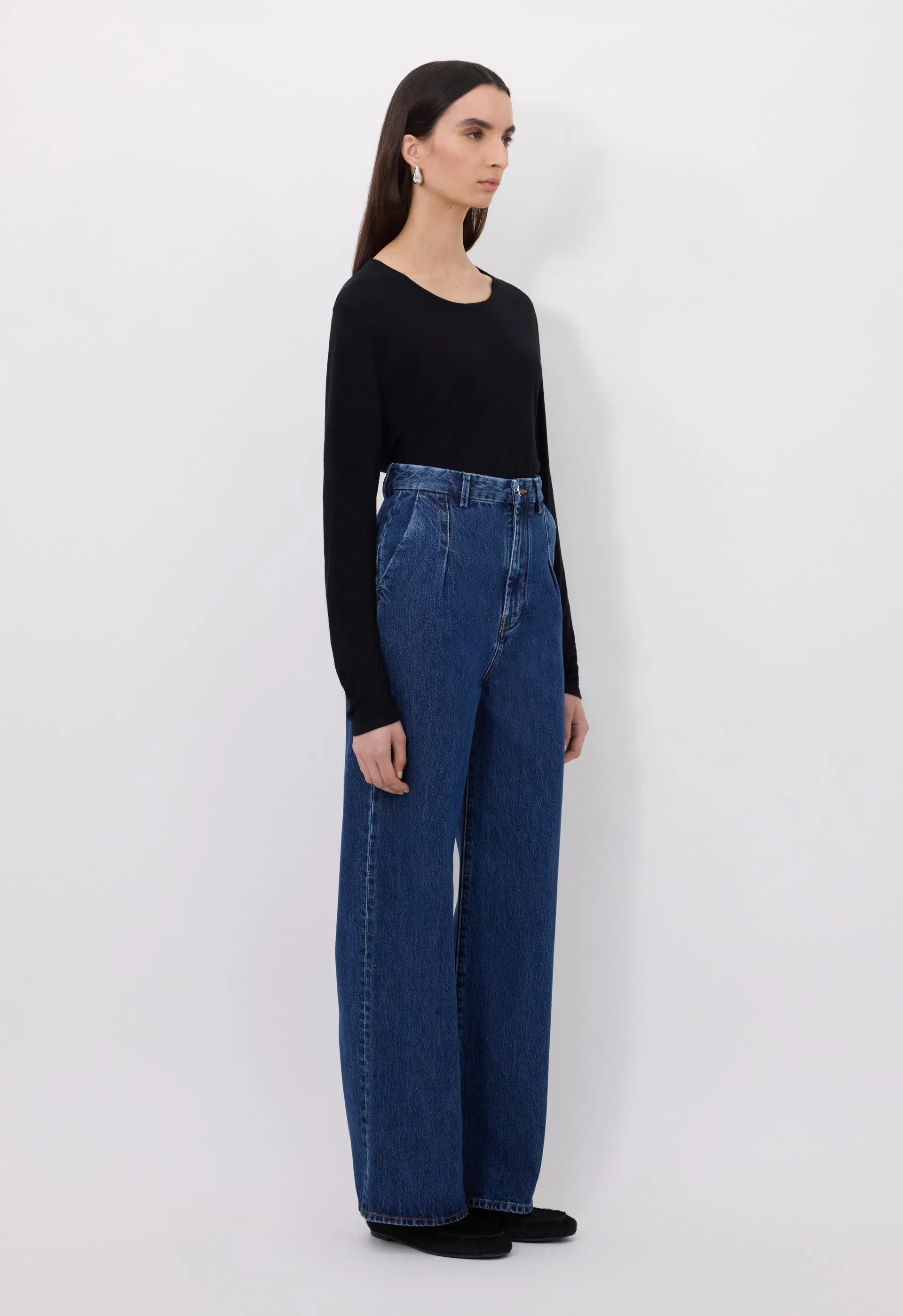 ATTU LDS Pleated jeans sold by Loulou De Saison product image thumbnail 3
