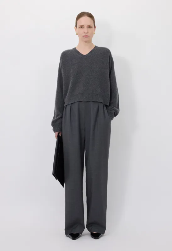 ANZOR LDS Cashmere V neck sweater sold by Loulou De Saison