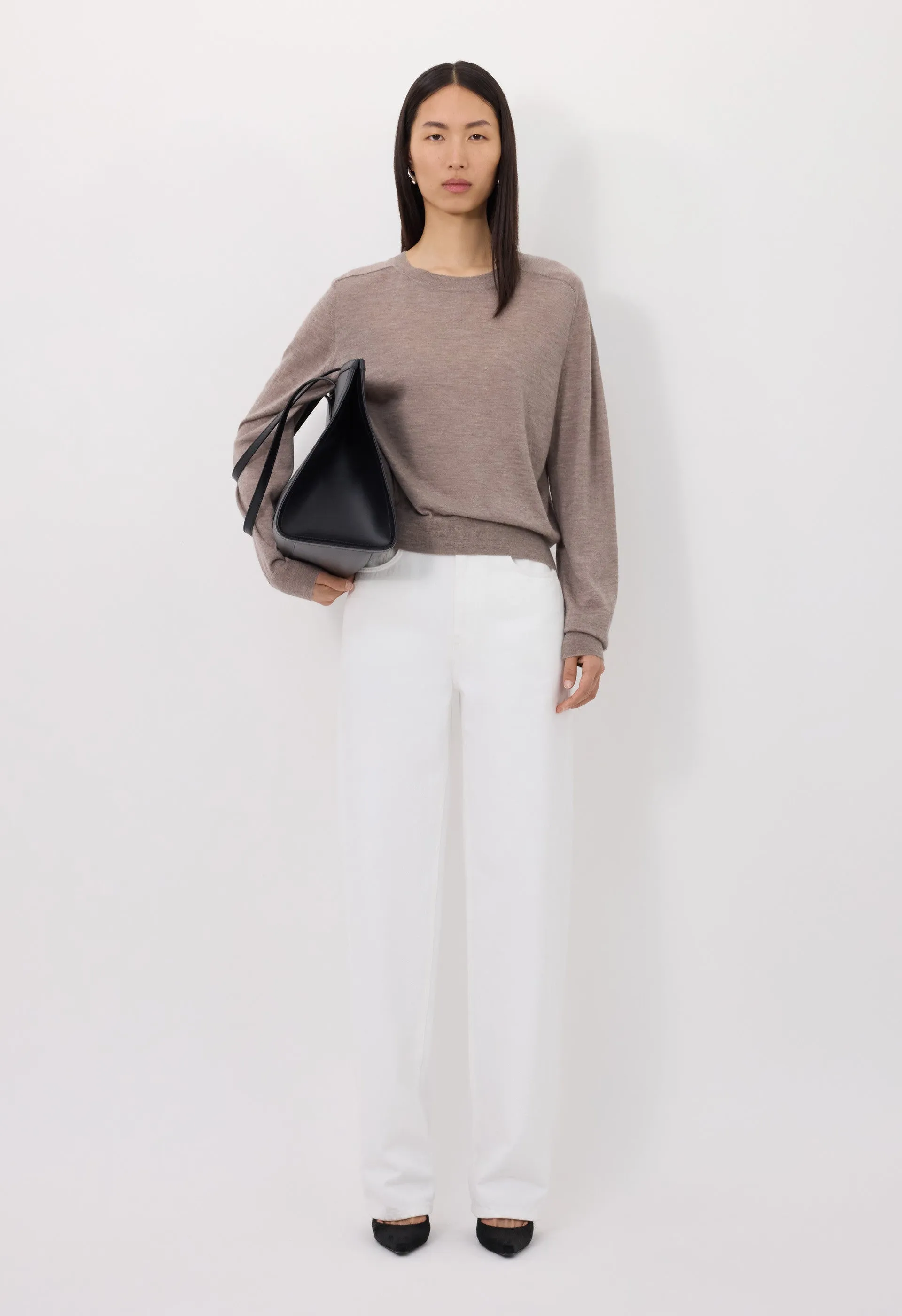 ANGUS Cashmere crew neck sweater sold by Loulou De Saison