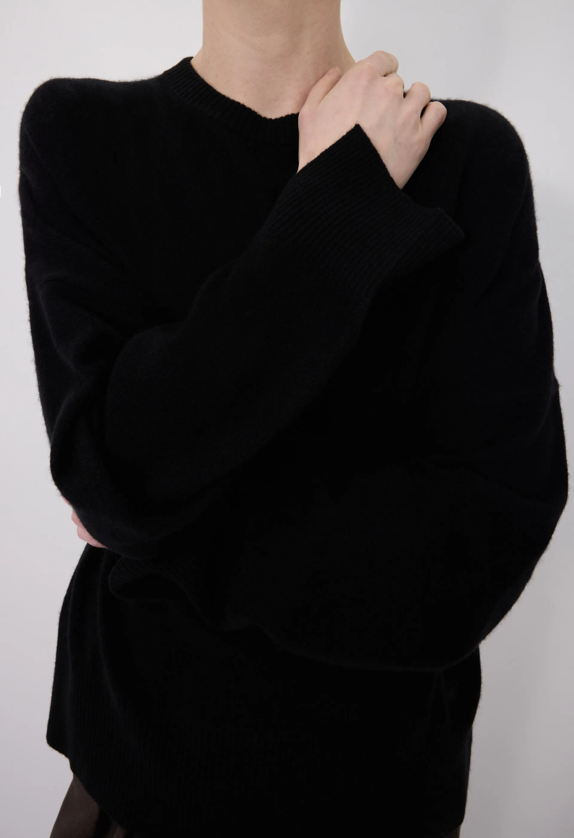 ANAA LDS Cashmere sweater sold by Loulou De Saison product image thumbnail 4