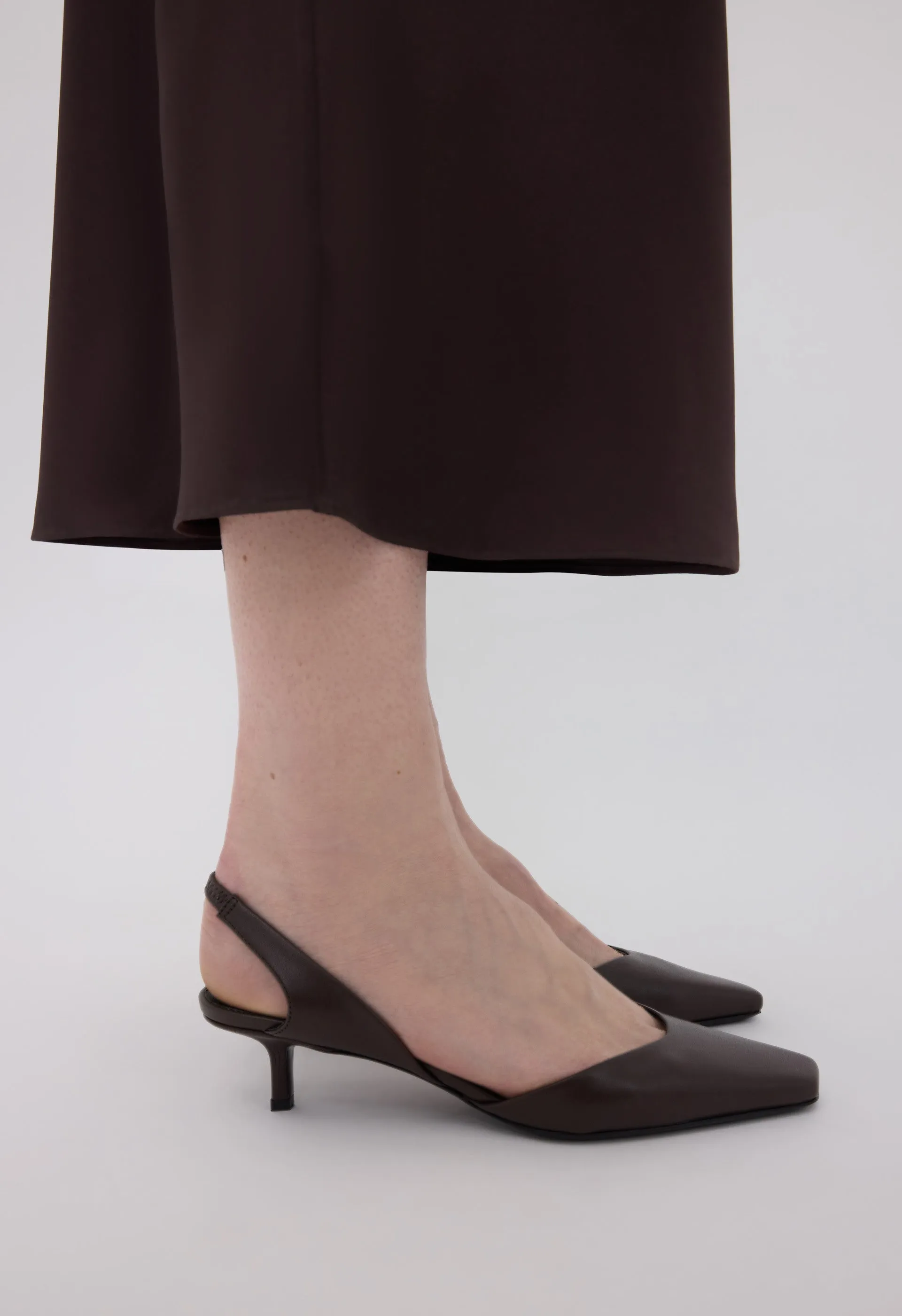 AKILA LDS Leather slingback shoes sold by Loulou De Saison product image thumbnail 3