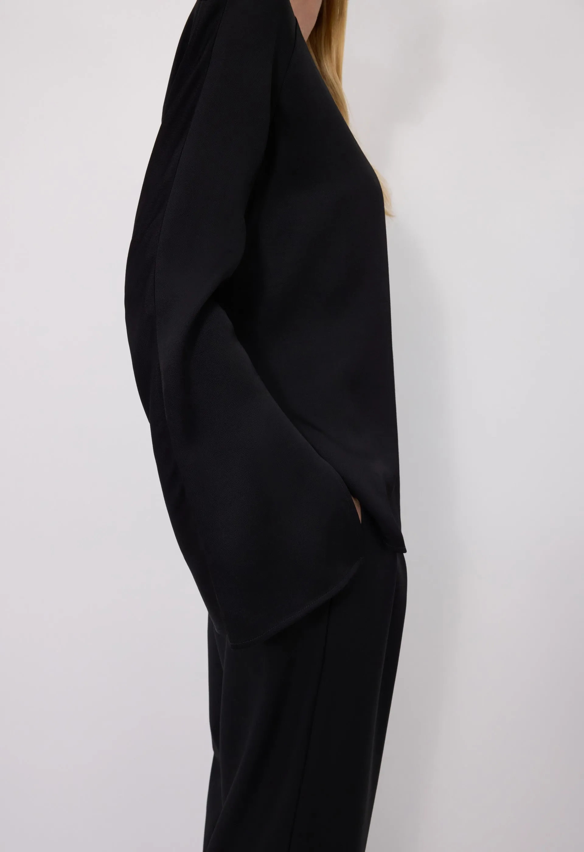 AIZA Viscose blend top sold by Loulou De Saison product image thumbnail 5