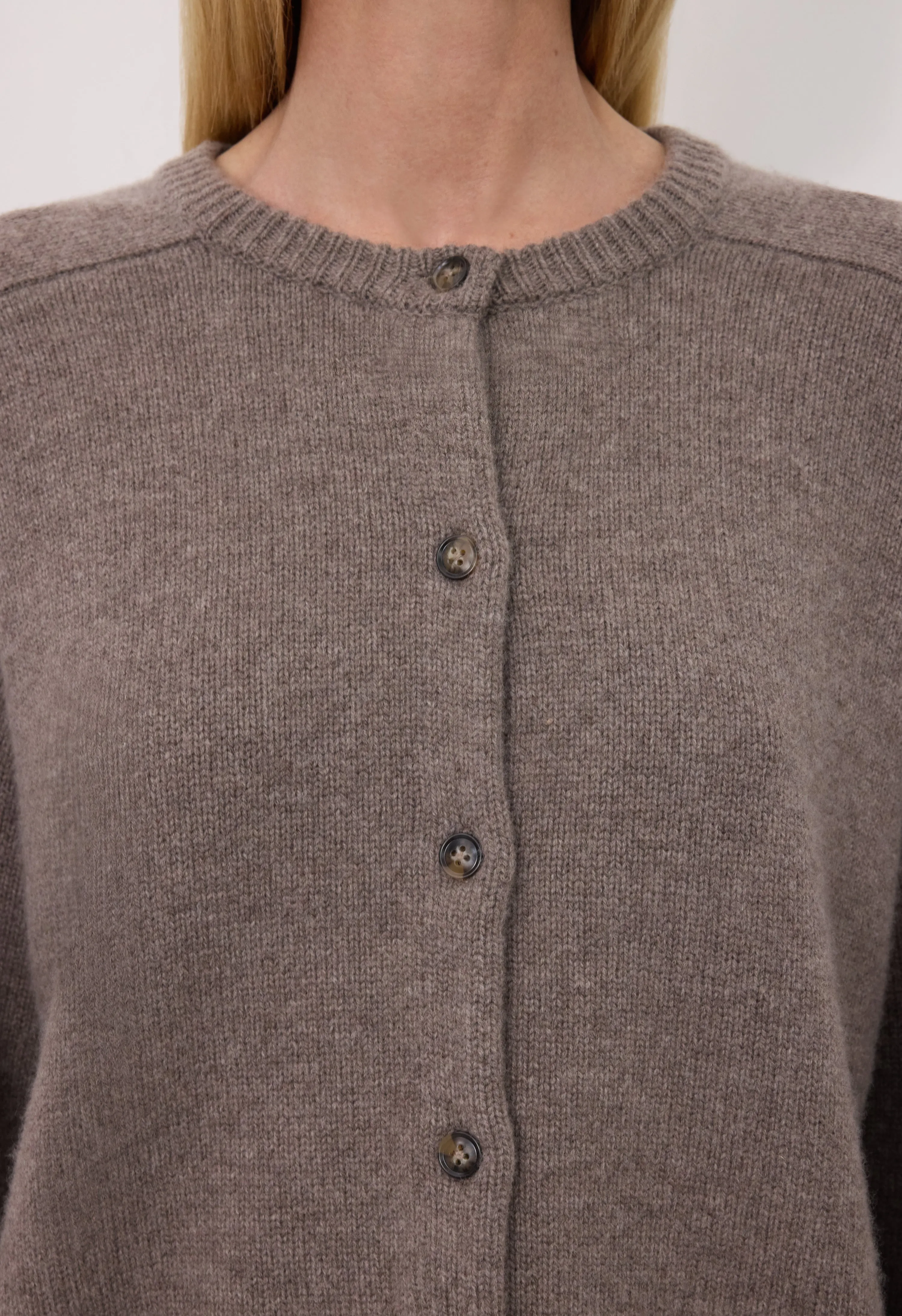 AIDAR LDS Cashmere blend cardigan sold by Loulou De Saison product image thumbnail 4