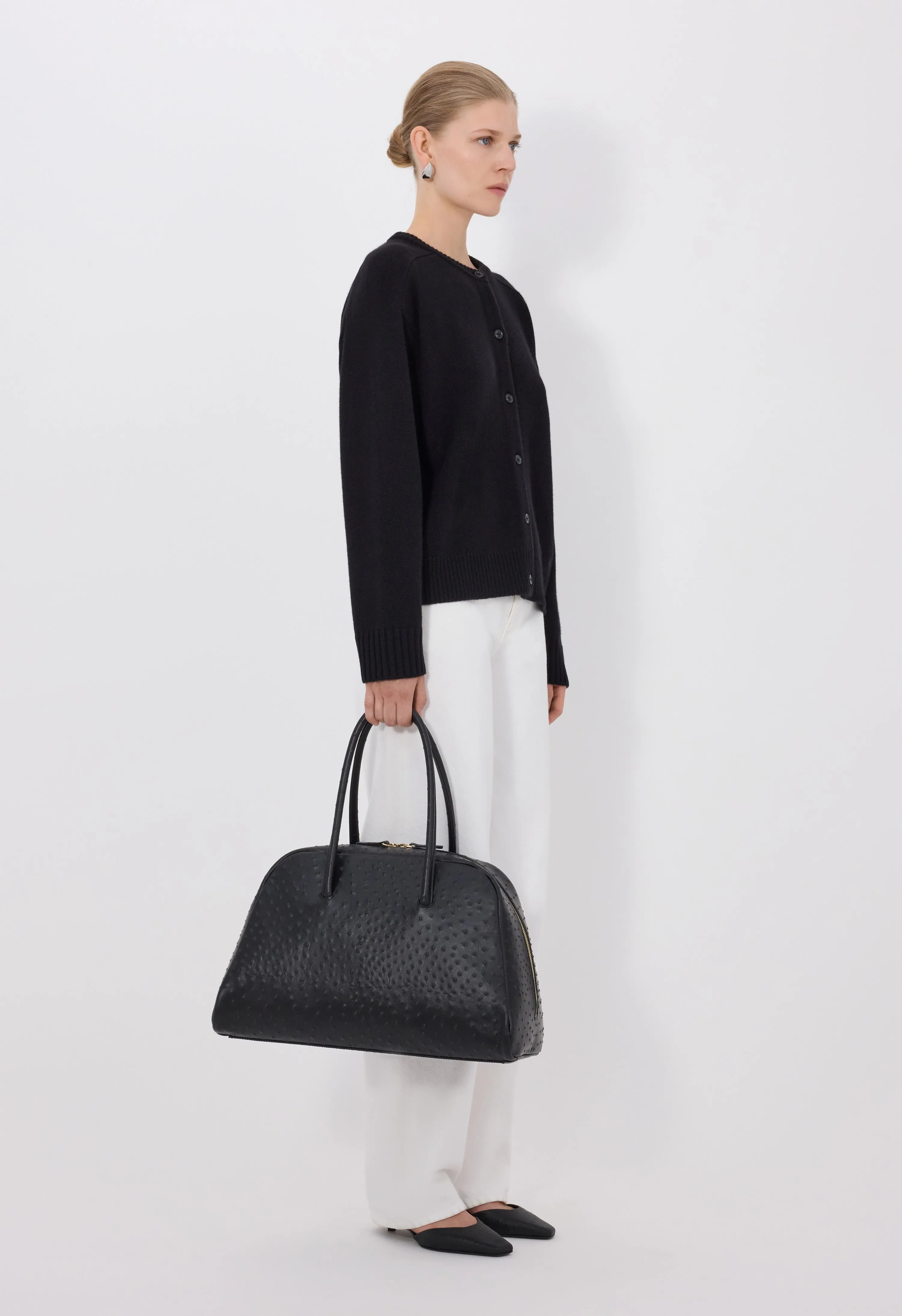 AIDAR LDS Wool cashmere cardigan sold by Loulou De Saison product image thumbnail 3