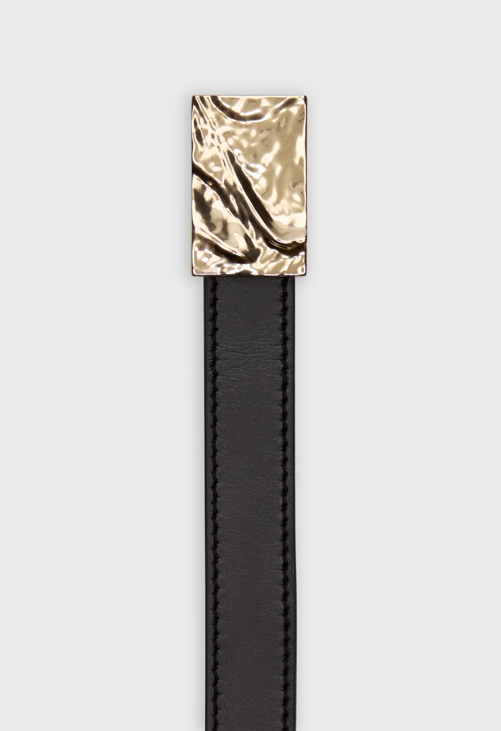 MINAR Leather belt sold by Loulou De Saison