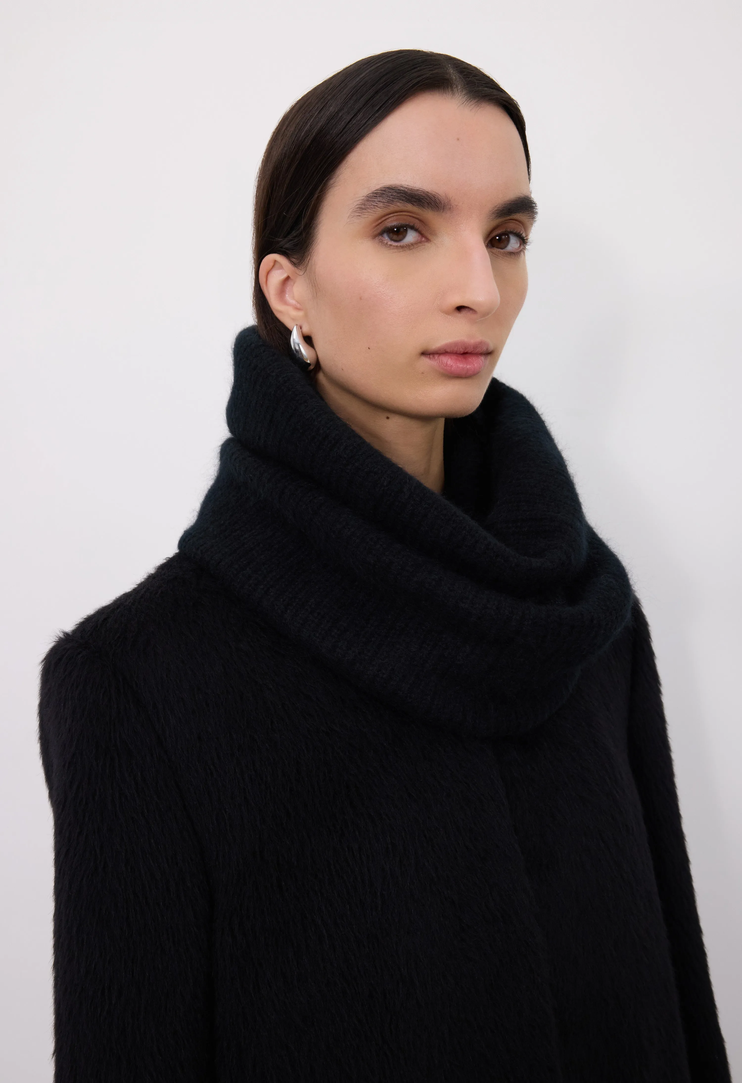 EMRY Cashmere snood sold by Loulou De Saison