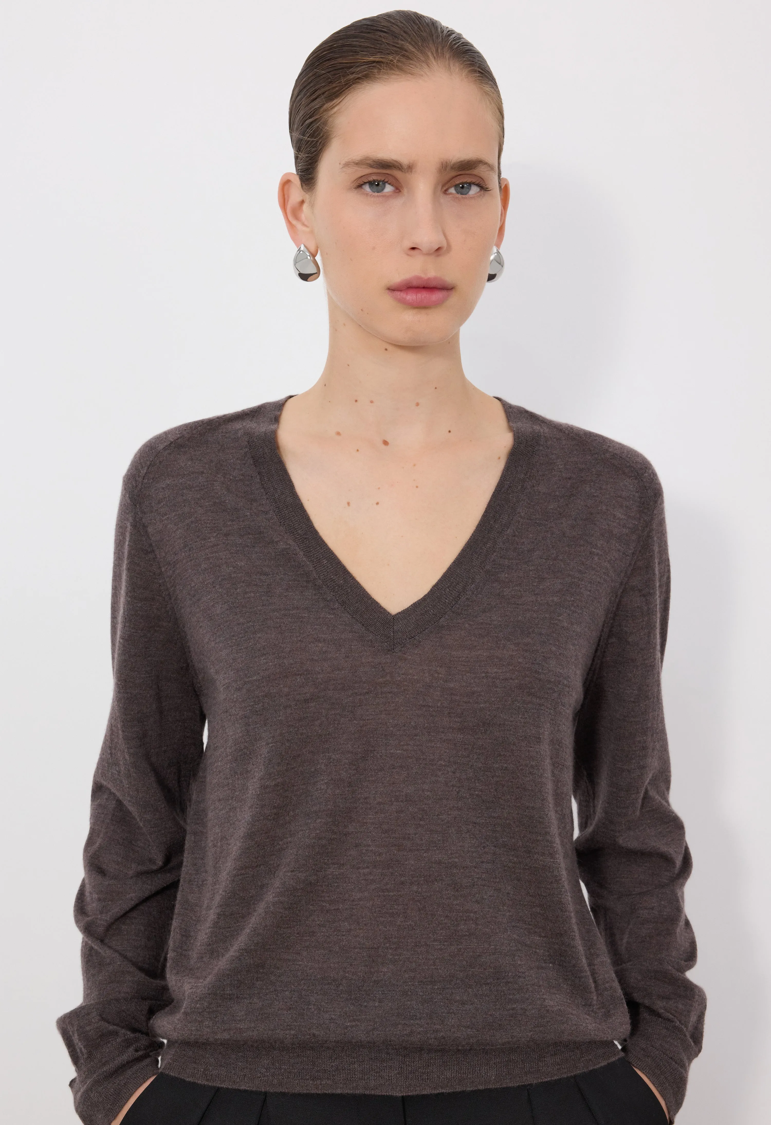 JULIO LDS Fluid cashmere sweater sold by Loulou De Saison product image thumbnail 4