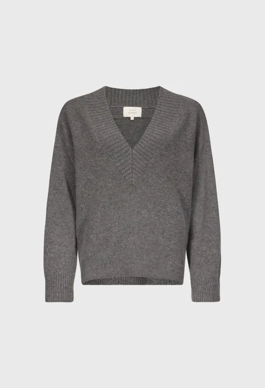 SAGE LDS V neck cashmere sweater sold by Loulou De Saison
