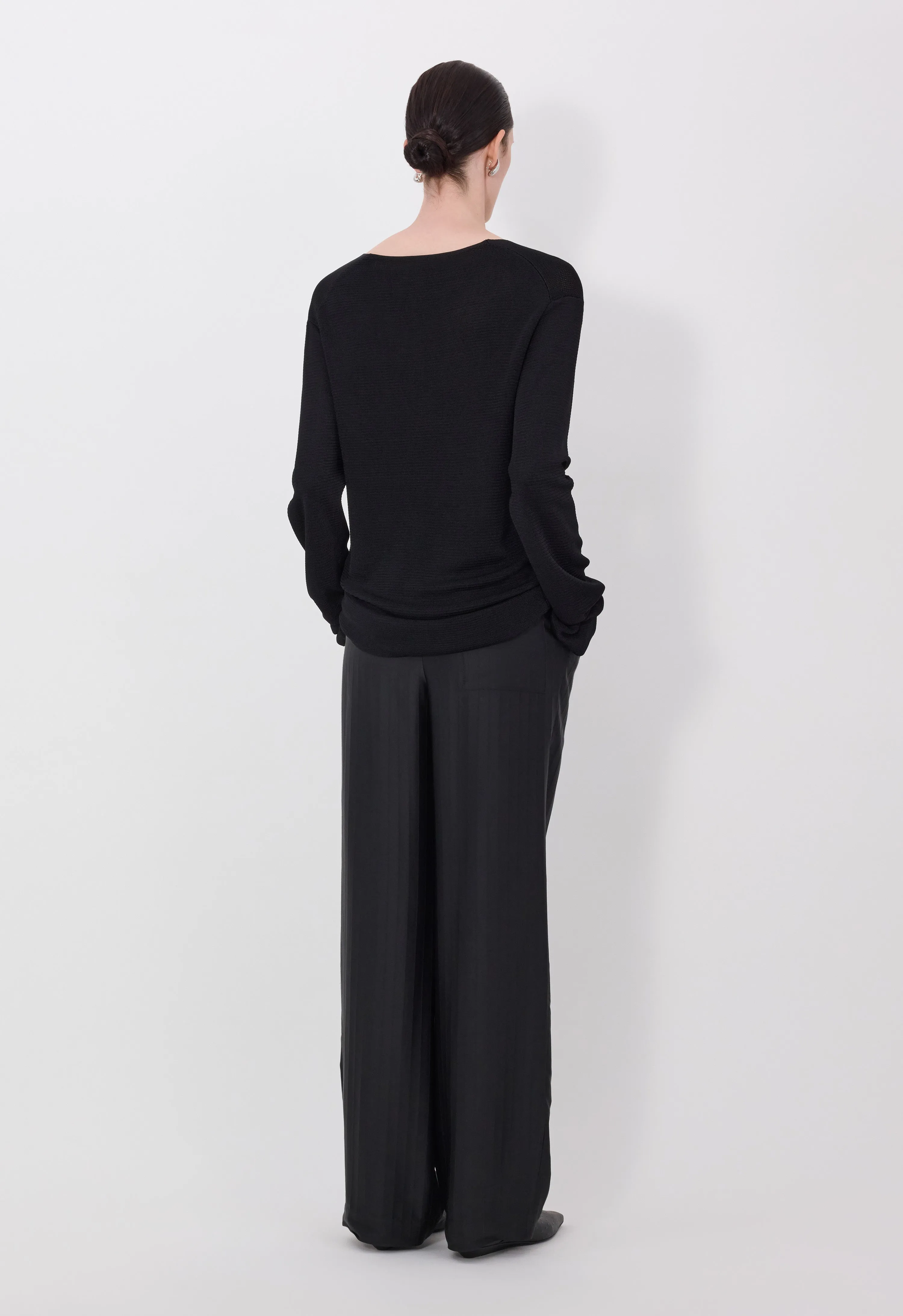 SAYA Knitted V neck sweater sold by Loulou De Saison product image thumbnail 5