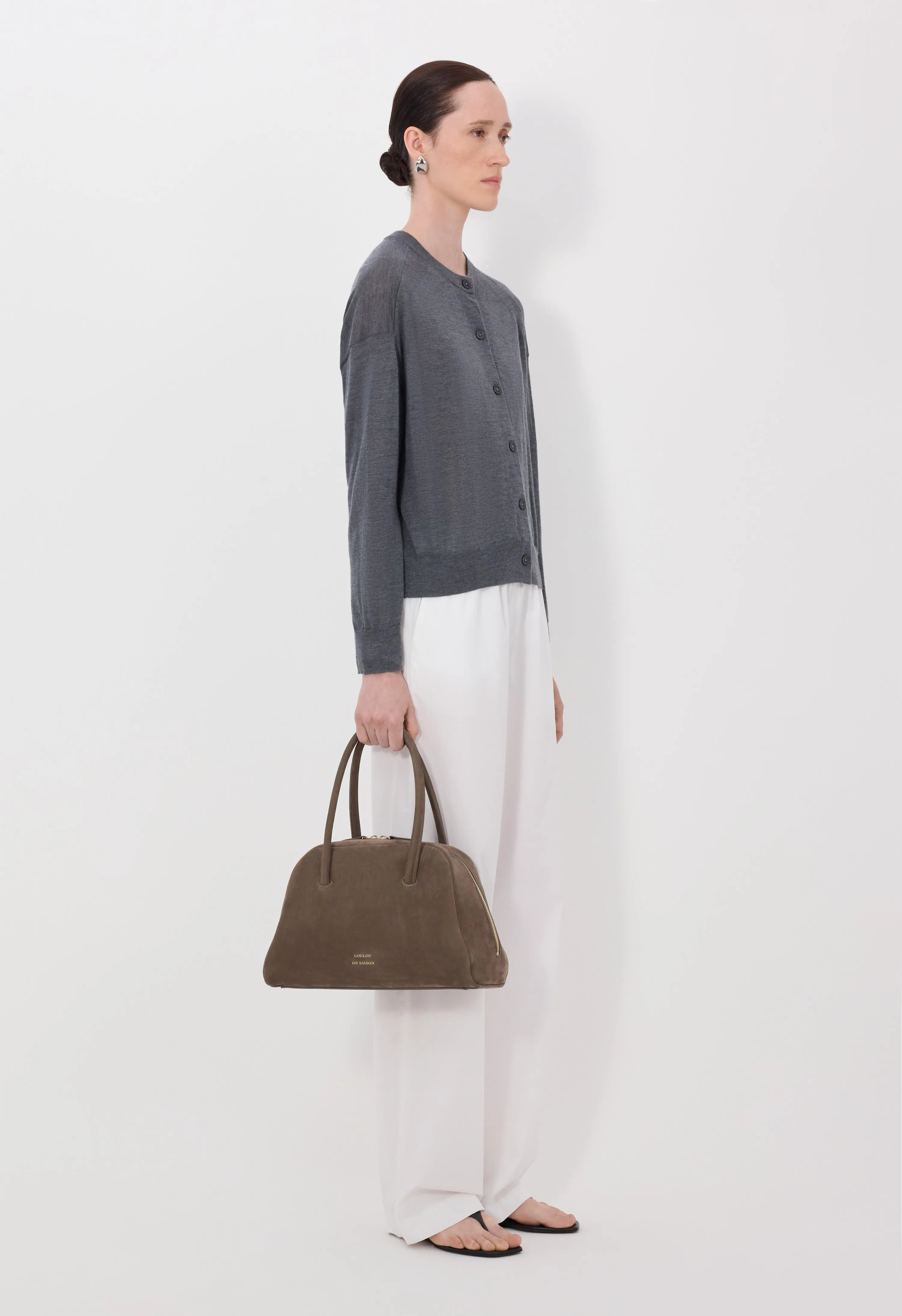 KITA Fluid cashmere cardigan sold by Loulou De Saison product image thumbnail 3