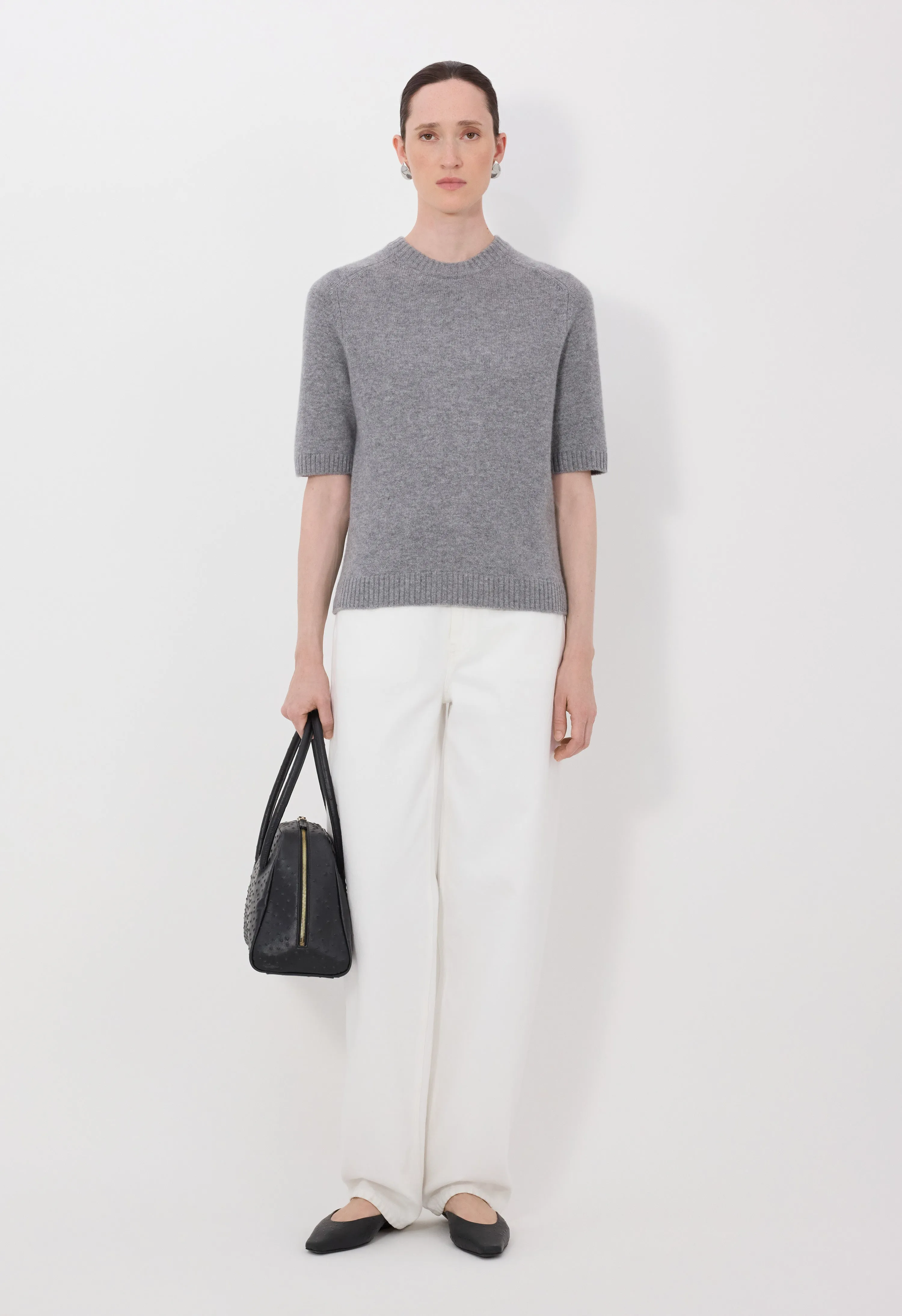 DARA Short-sleeve cashmere top sold by Loulou De Saison