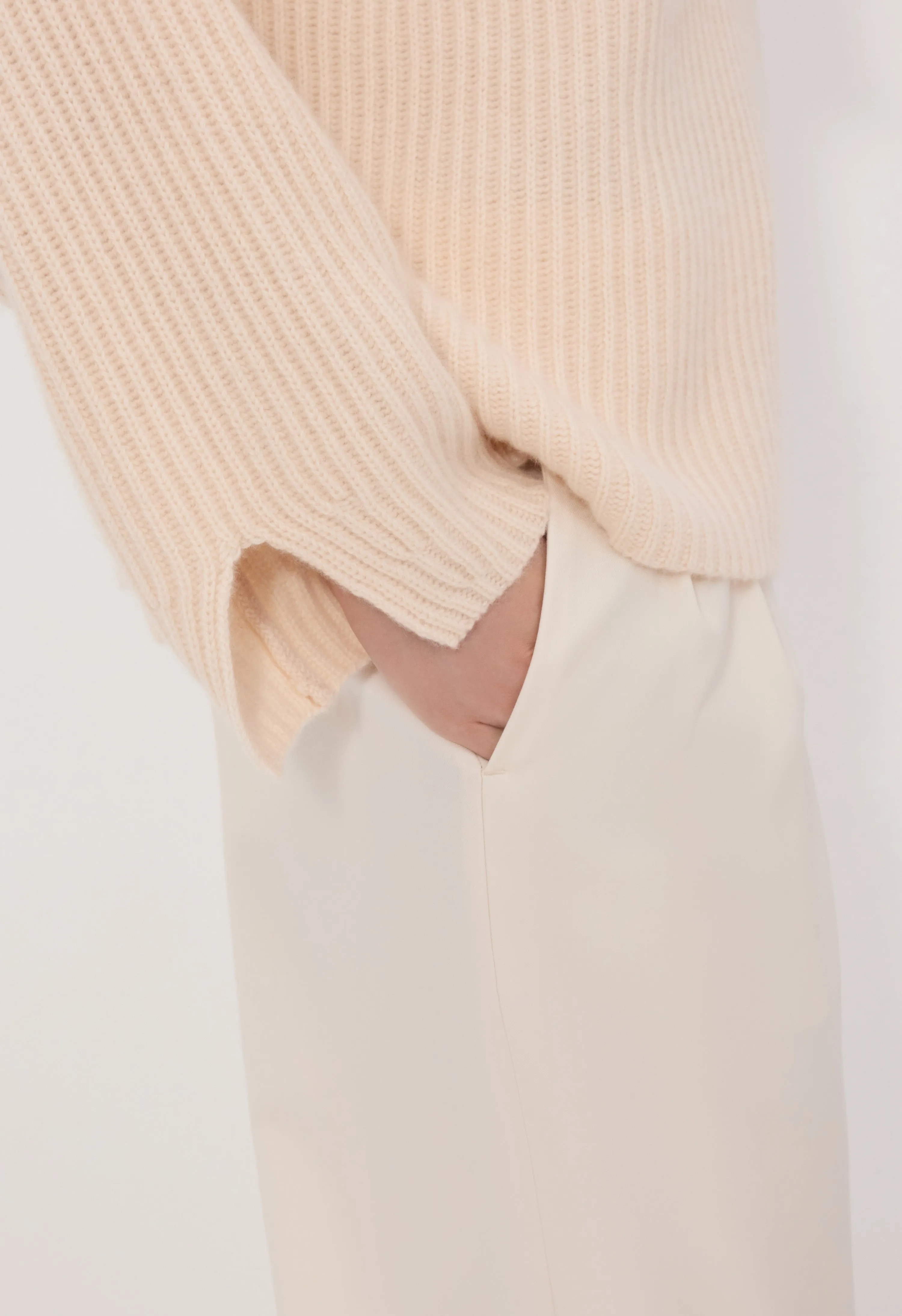 AXEL LDS Ribbed cashmere sweater sold by Loulou De Saison product image thumbnail 4