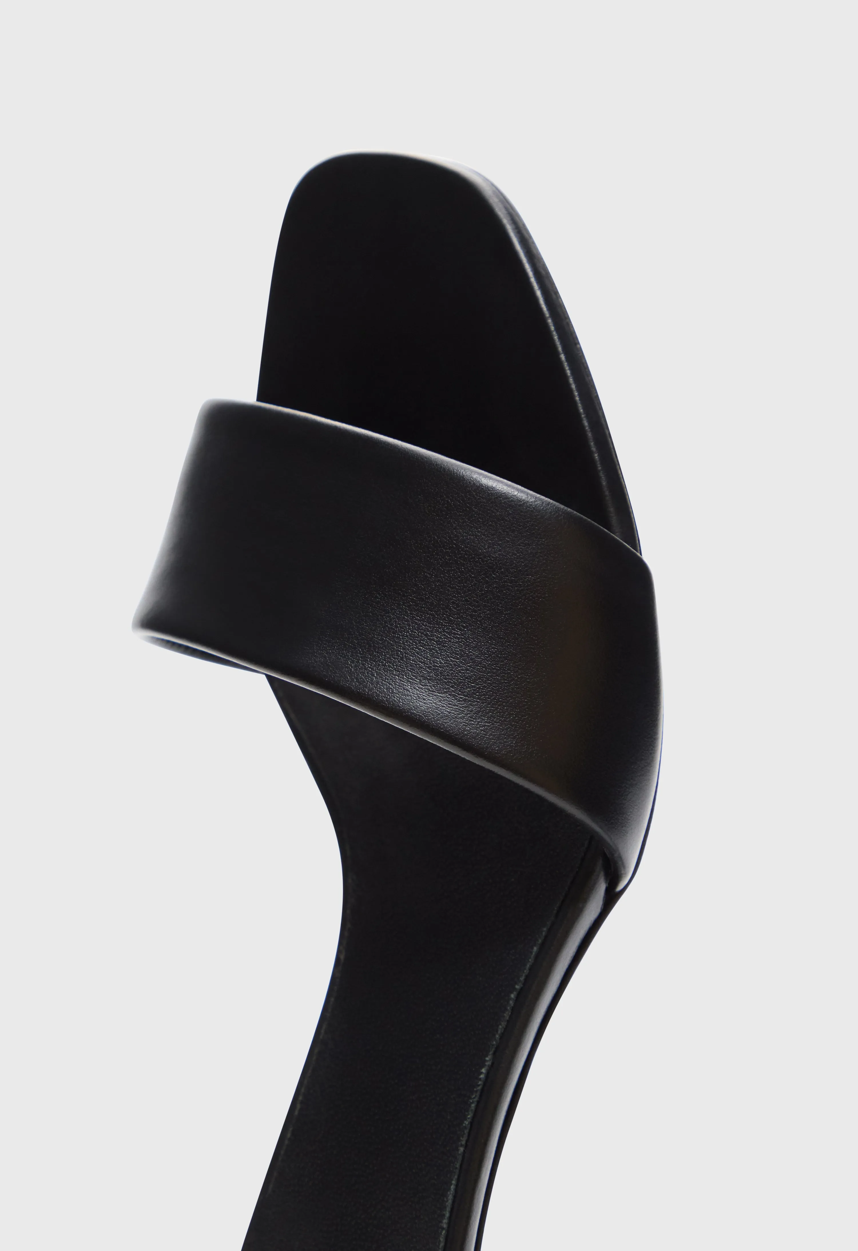 ANDY Kitten heel mule sandals sold by Loulou De Saison product image thumbnail 4
