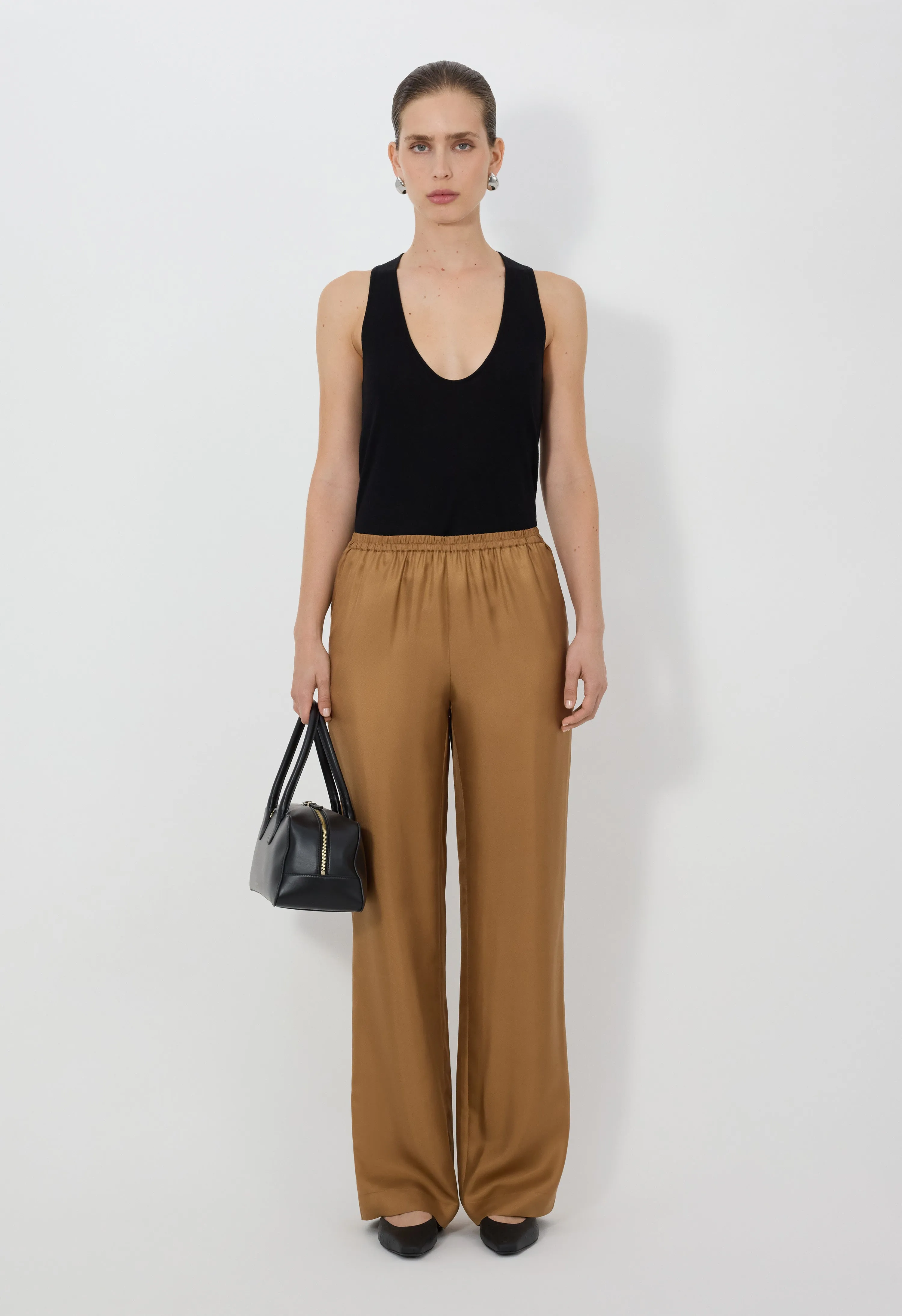 ALERA LDS Silk twill trousers sold by Loulou De Saison