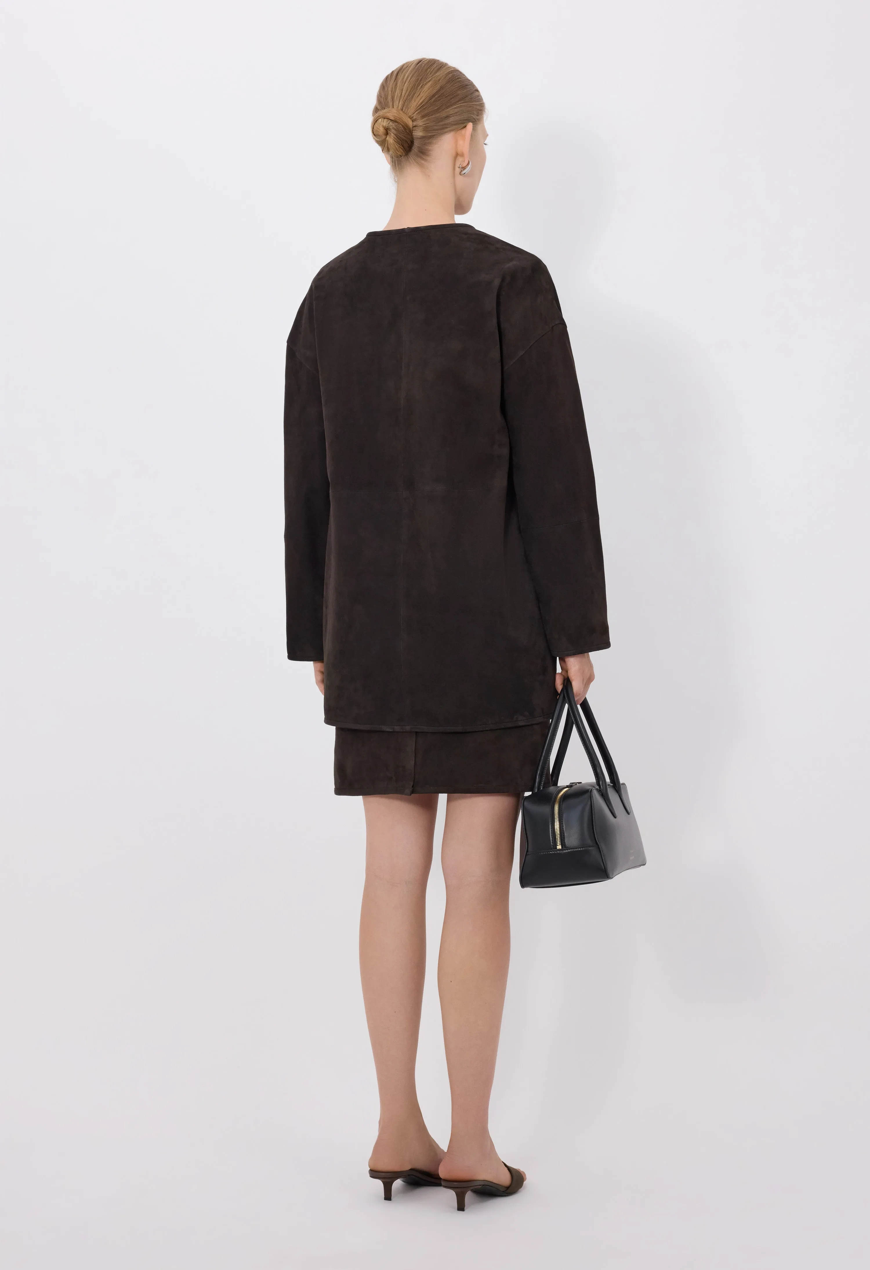 WAREN Oval suede coat sold by Loulou De Saison product image thumbnail 5