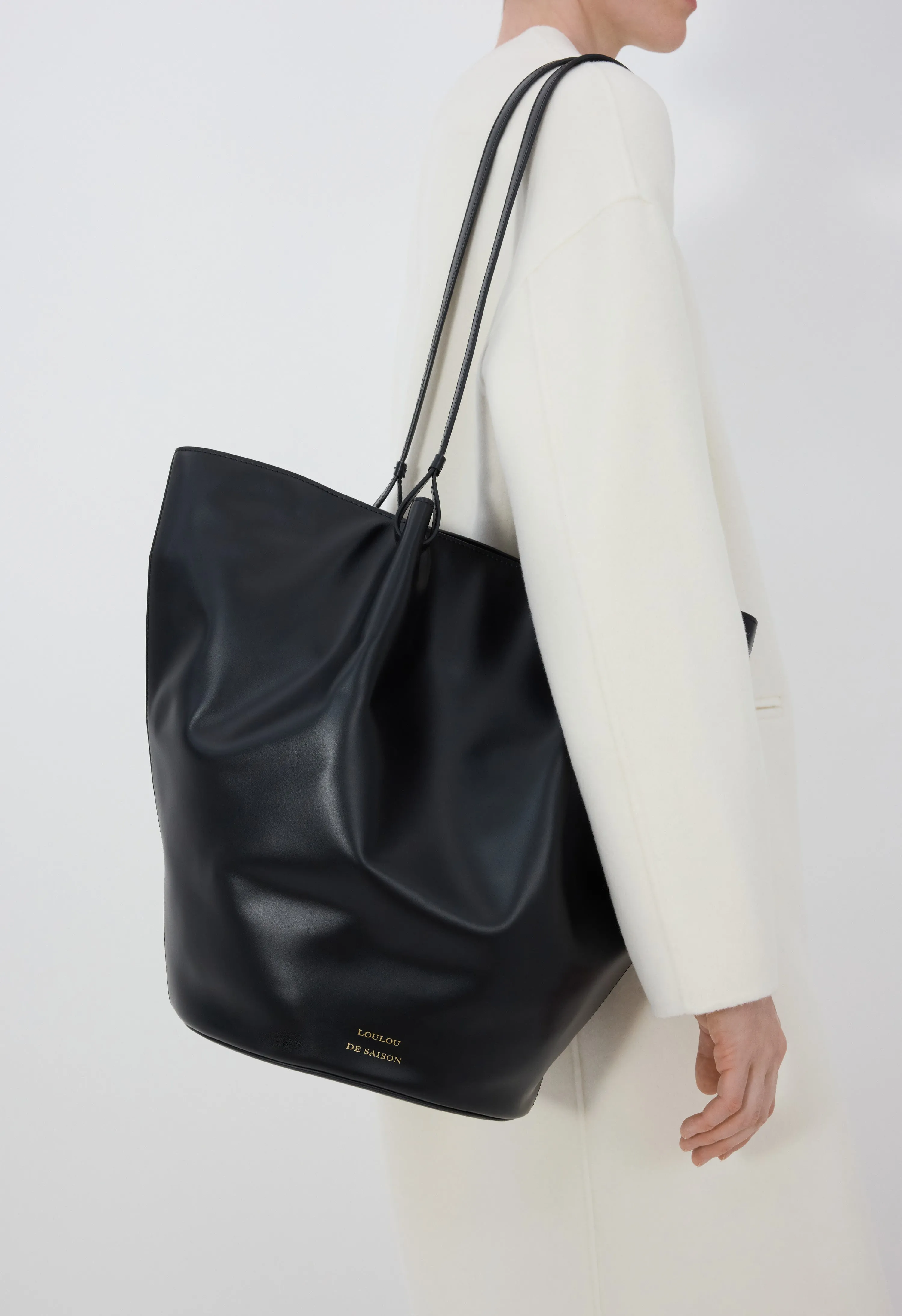 TANA LDS Big circular tote bag sold by Loulou De Saison product image thumbnail 2