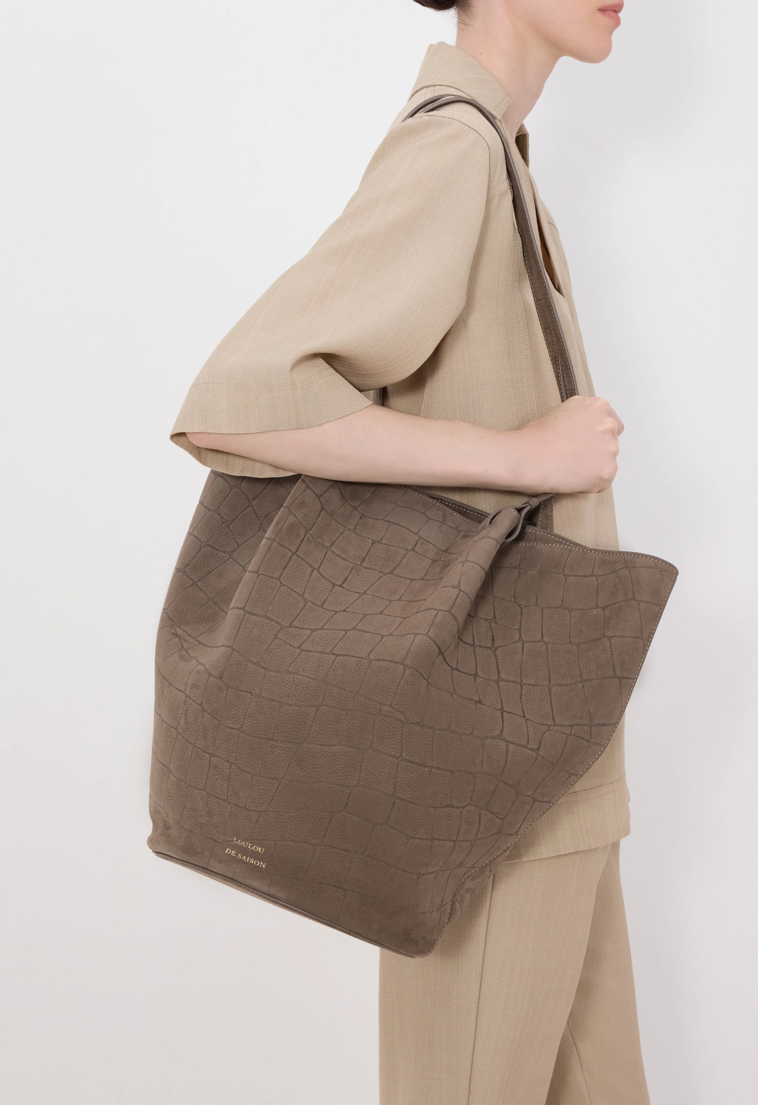 RUDY Big circular tote bag sold by Loulou De Saison product image thumbnail 2