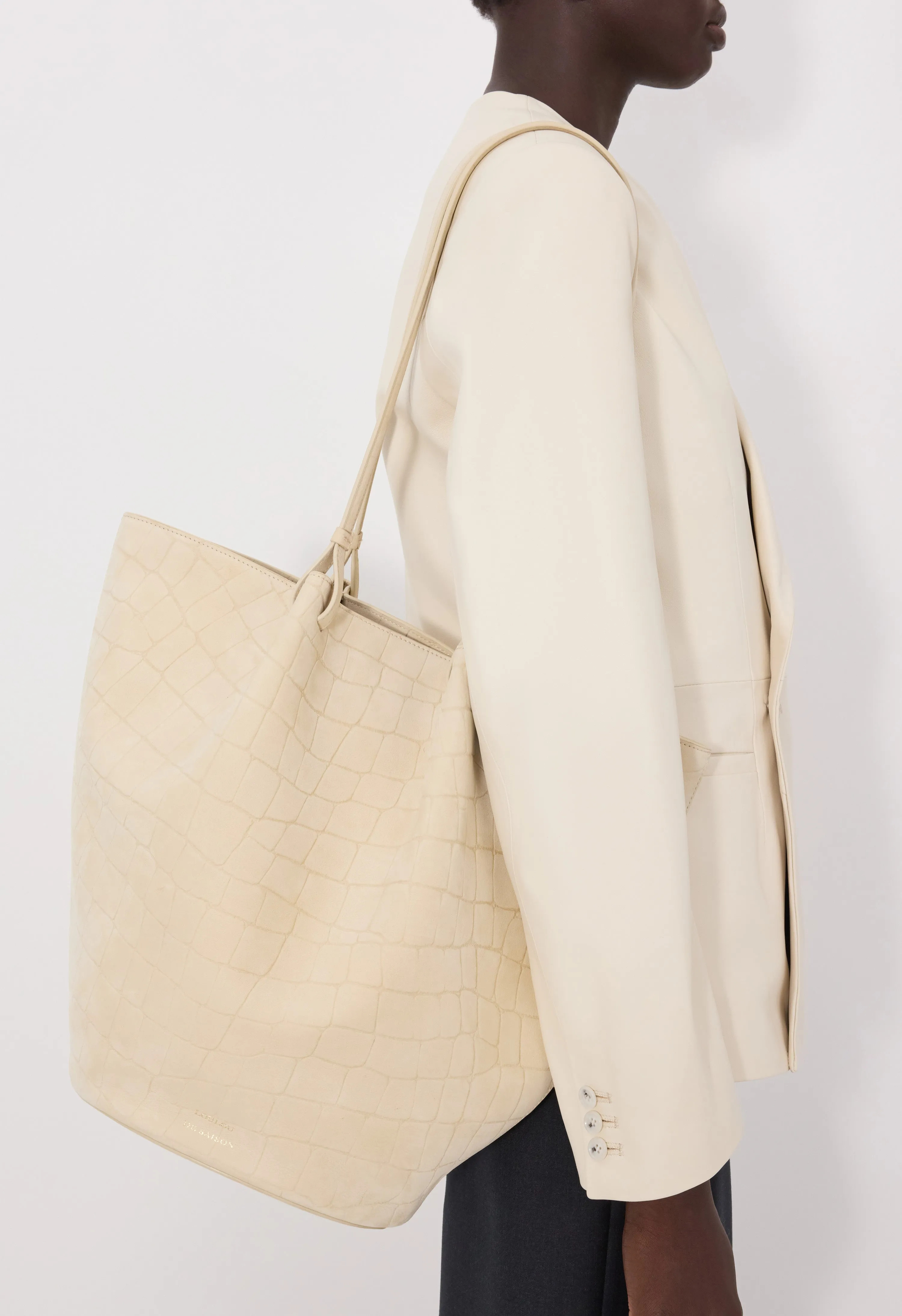 RUDY Big circular tote bag sold by Loulou De Saison product image thumbnail 2