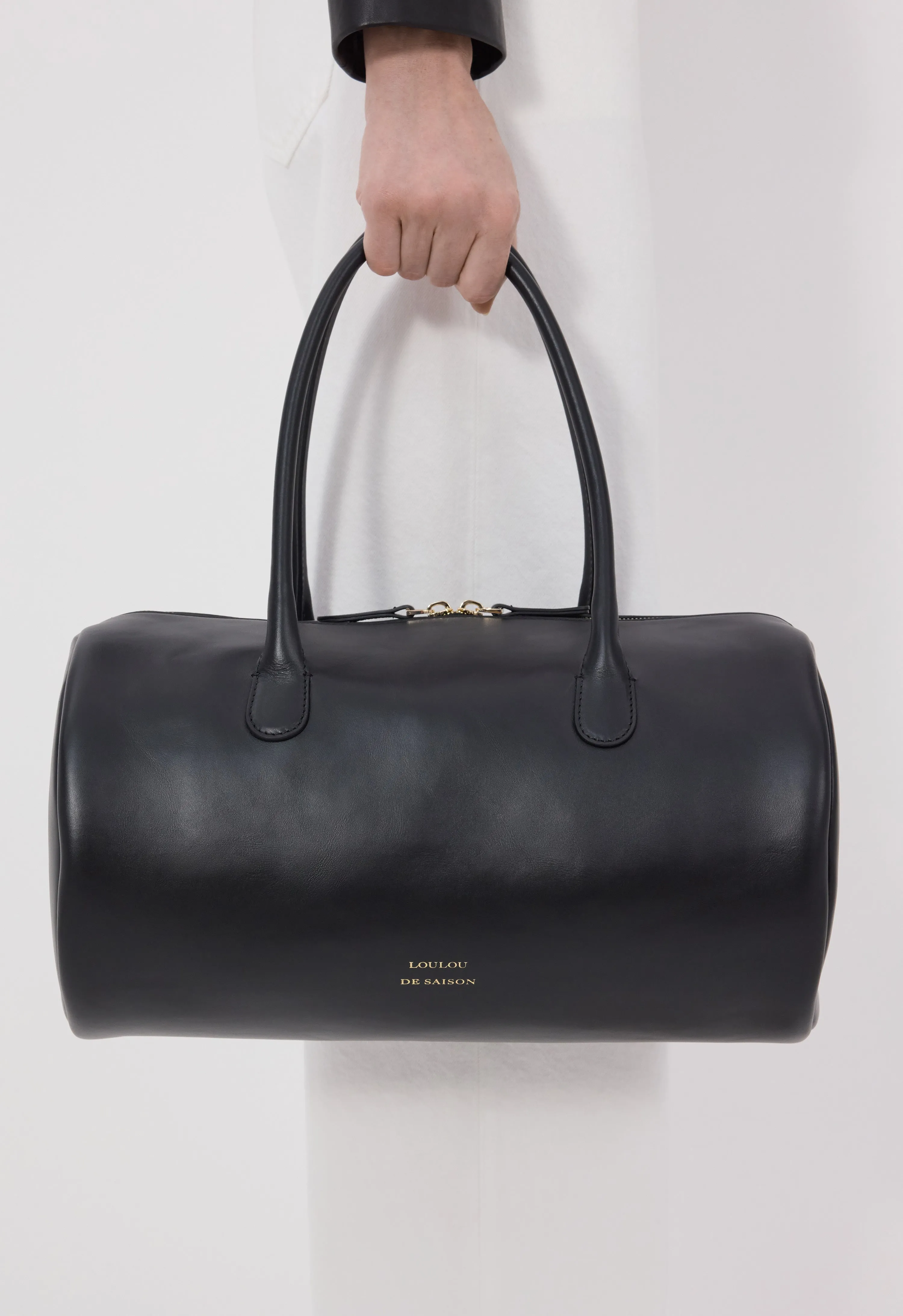 REEZ Cylindric leather bag sold by Loulou De Saison product image thumbnail 2