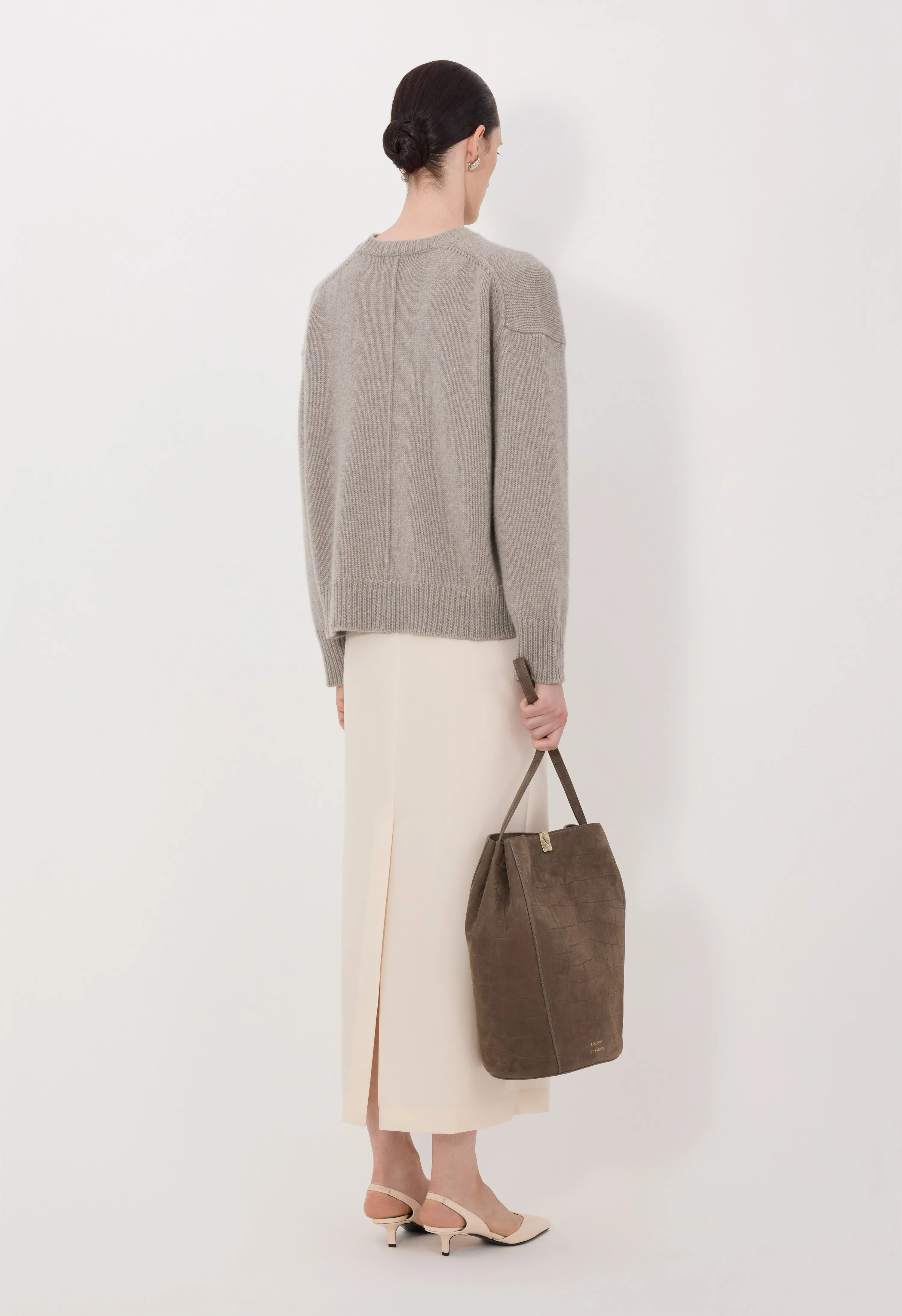 PIA Oversized cashmere sweater sold by Loulou De Saison product image thumbnail 5