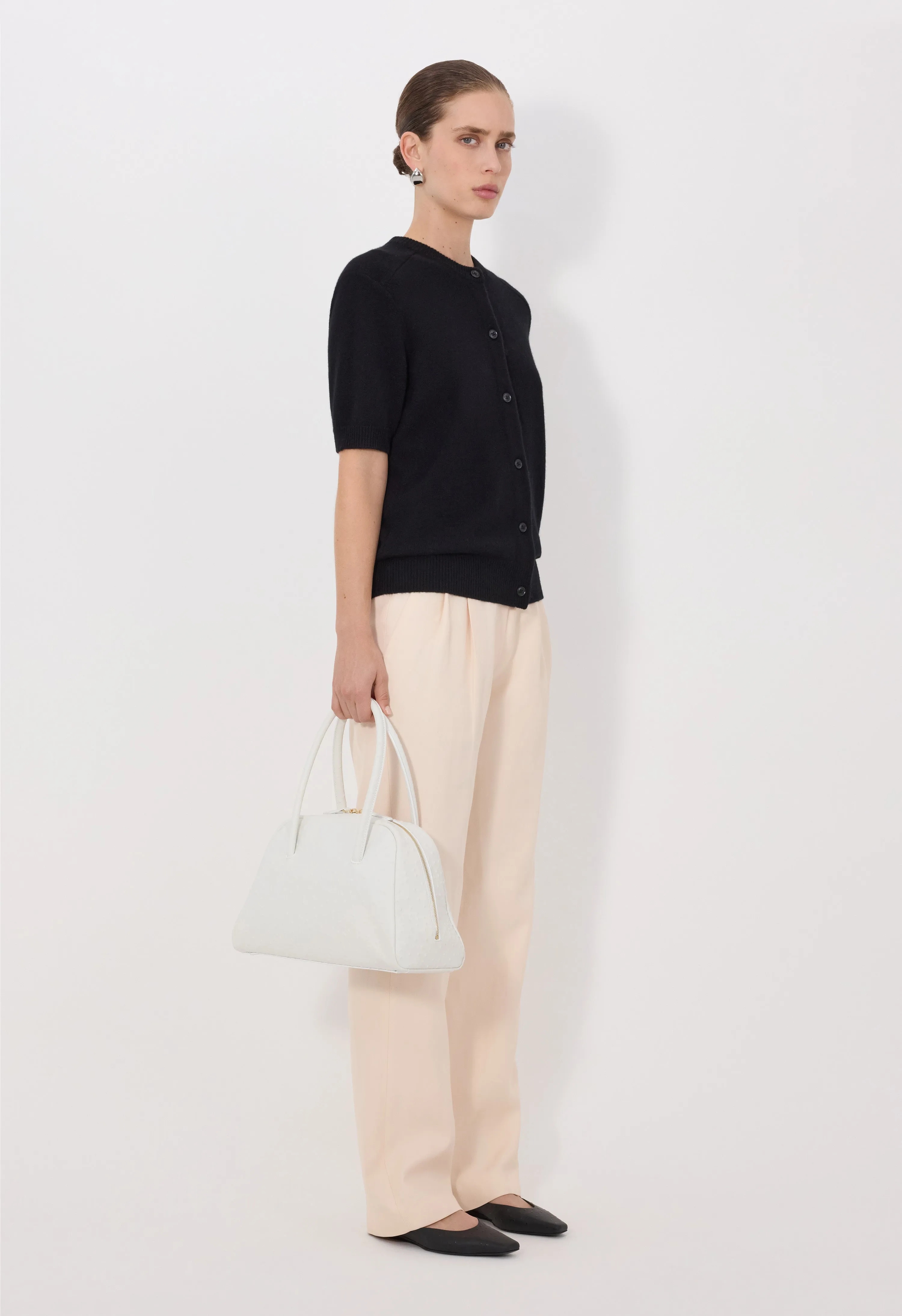 JODI Short sleeve cashmere cardigan sold by Loulou De Saison product image thumbnail 3