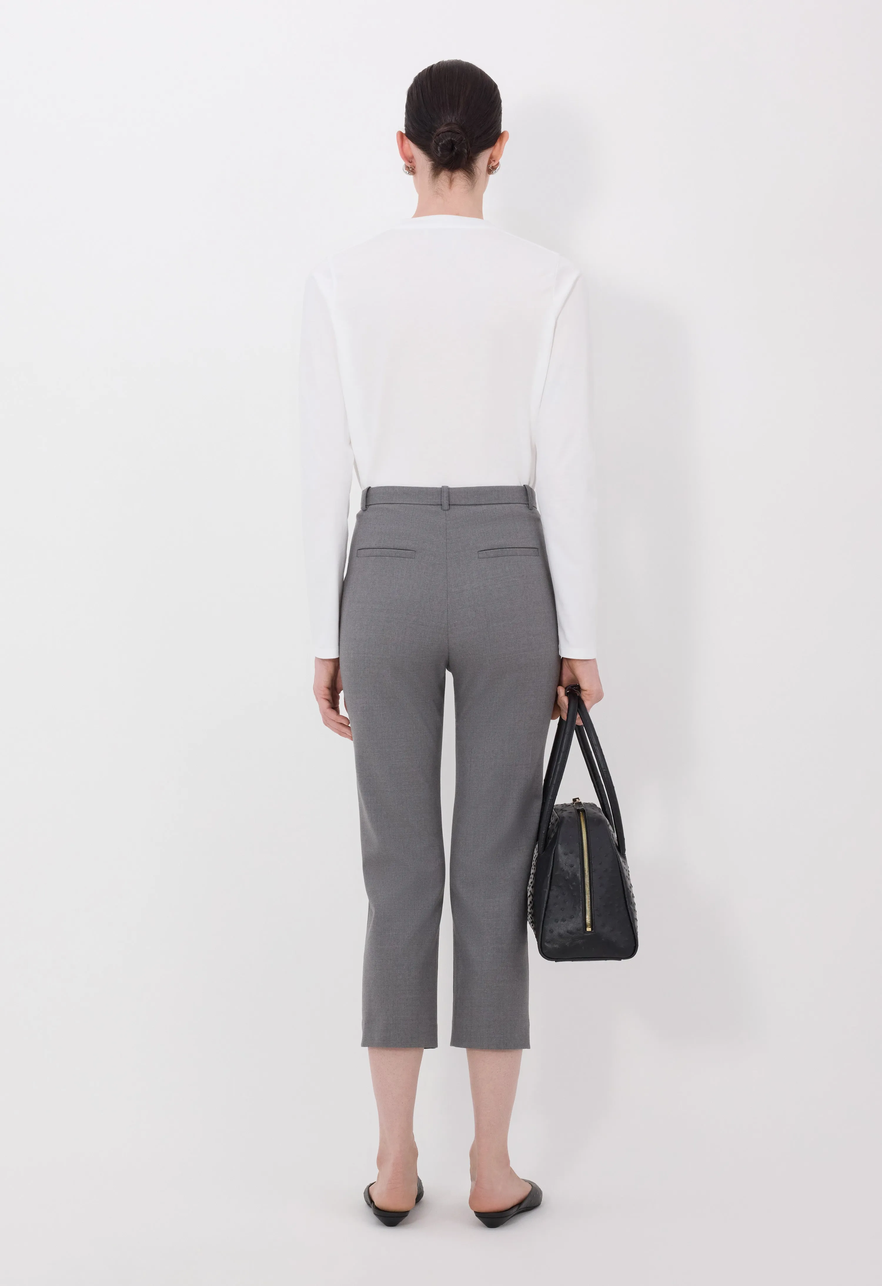 CARLO 3/4 trousers sold by Loulou De Saison product image thumbnail 5