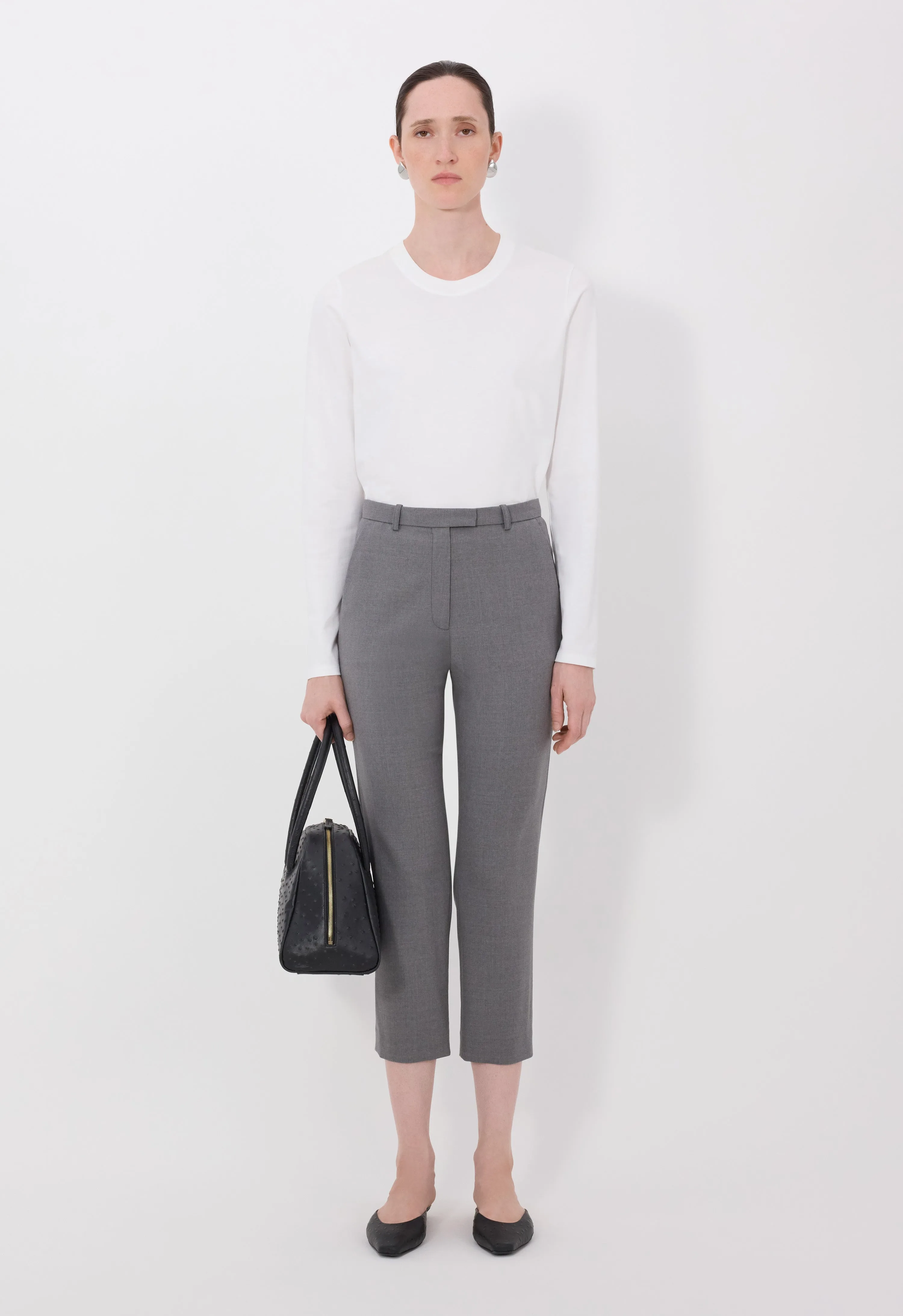 CARLO 3/4 trousers sold by Loulou De Saison