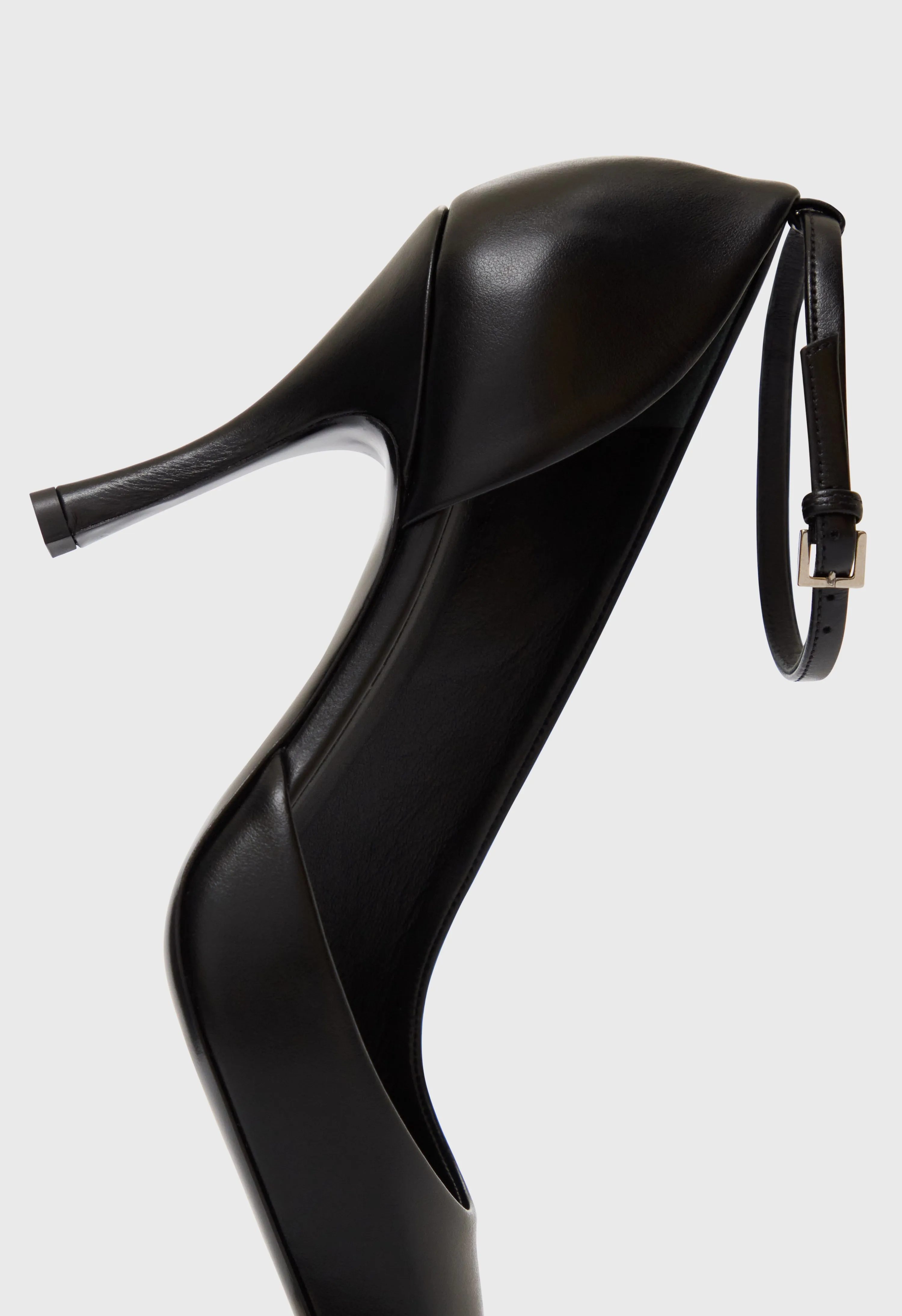 CALLAS Calf leather pumps sold by Loulou De Saison product image thumbnail 5