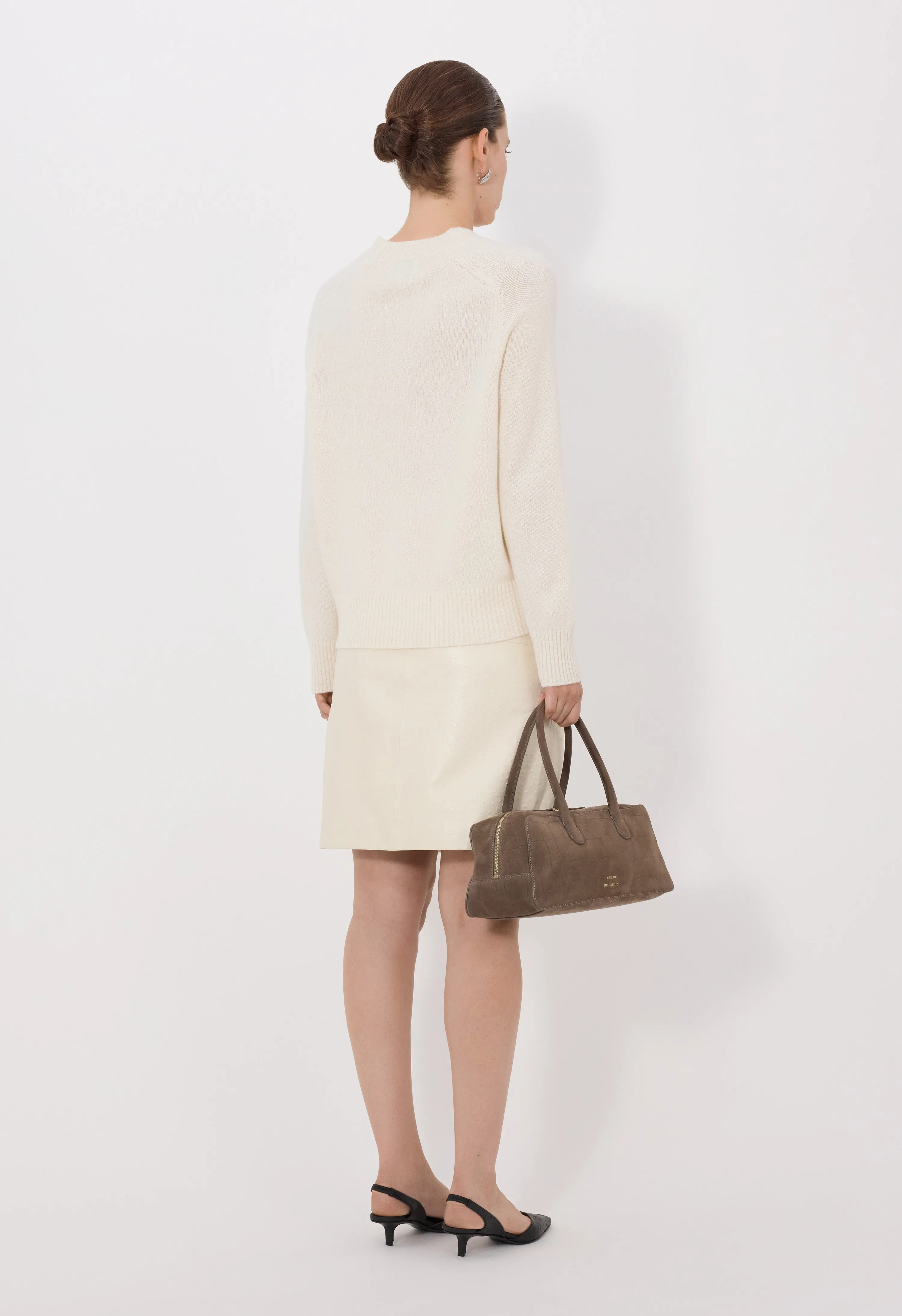 BAJI U neck cashmere sweater sold by Loulou De Saison product image thumbnail 5