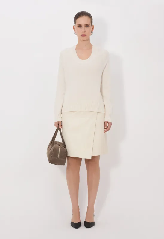 BAJI U neck cashmere sweater sold by Loulou De Saison