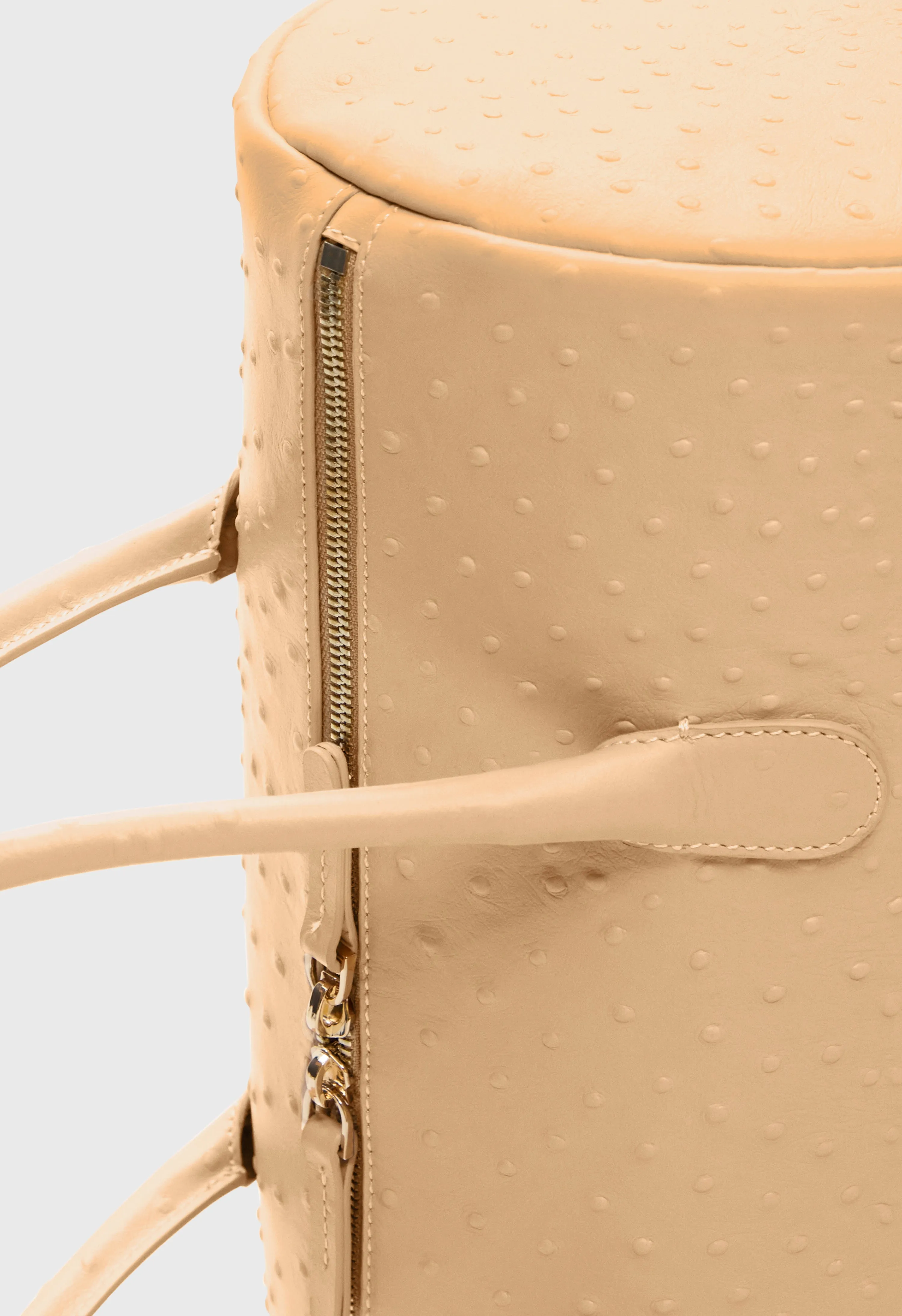 ALISTER Cylindric leather bag sold by Loulou De Saison product image thumbnail 5