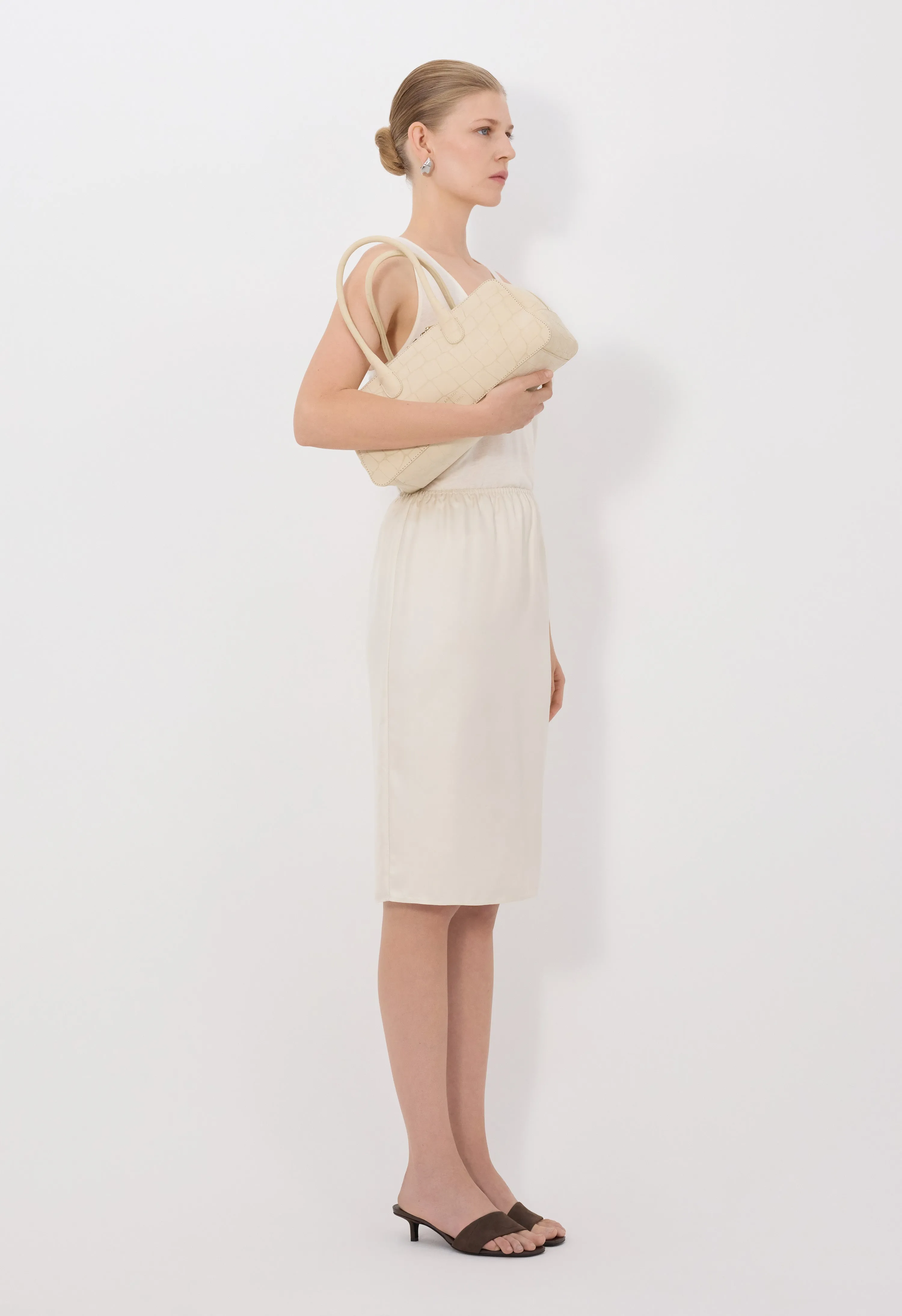 VASALI Silk twill skirt sold by Loulou De Saison product image thumbnail 3