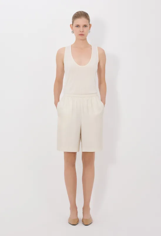 ZINIA LDS Silk twill bermuda sold by Loulou De Saison