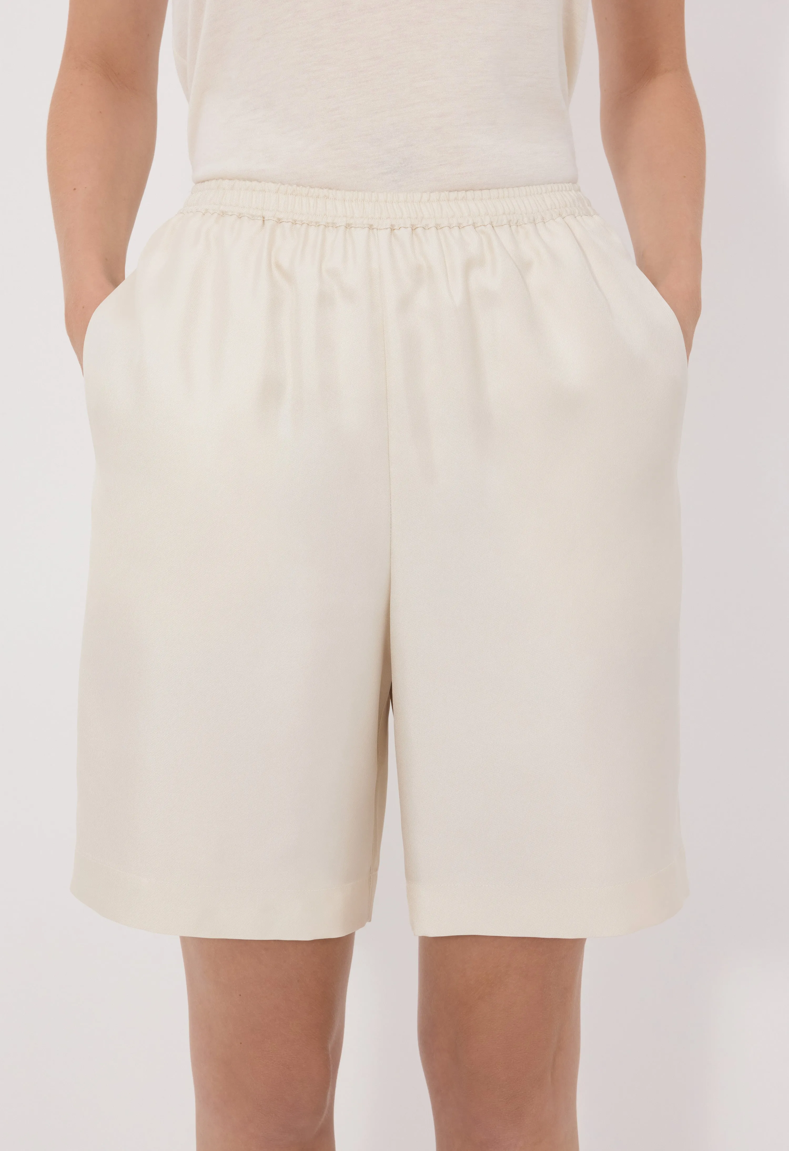 ZINIA LDS Silk twill bermuda sold by Loulou De Saison product image thumbnail 4