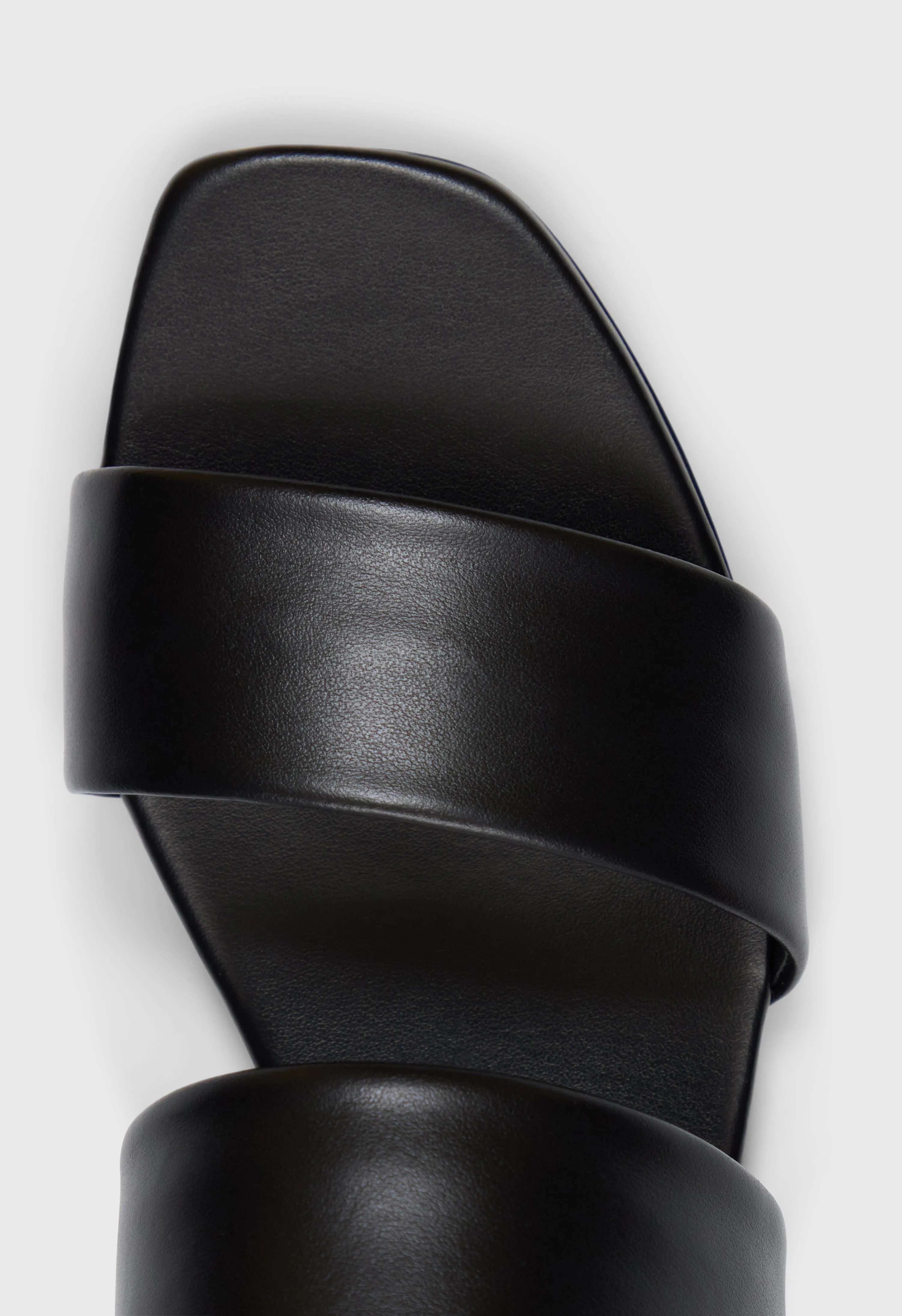 KAIRO Flat slide sandals sold by Loulou De Saison product image thumbnail 4
