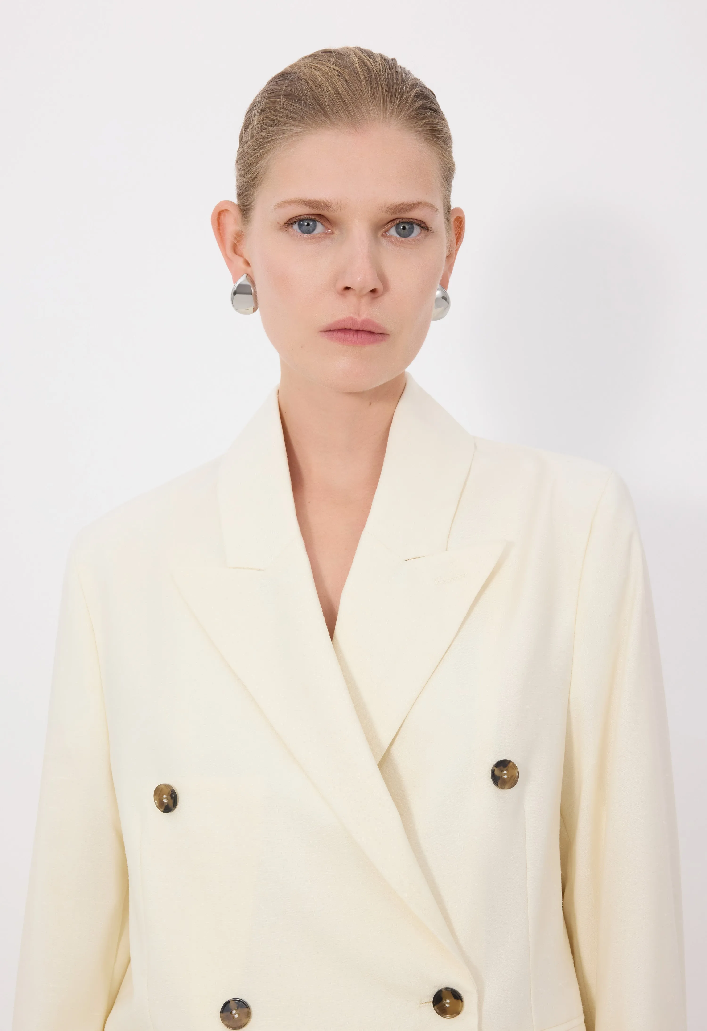 NORMA Wool and silk double breasted jacket sold by Loulou De Saison product image thumbnail 4